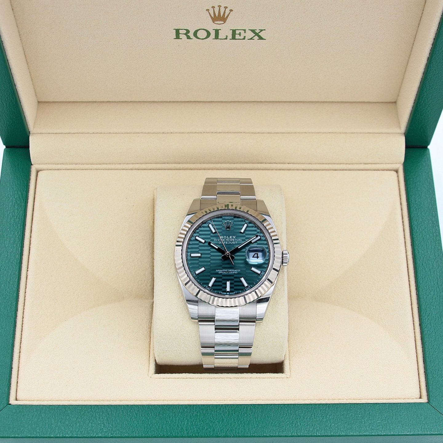 Rolex Datejust 41 126334 (2022) - Groen wijzerplaat 41mm Staal (1/6)