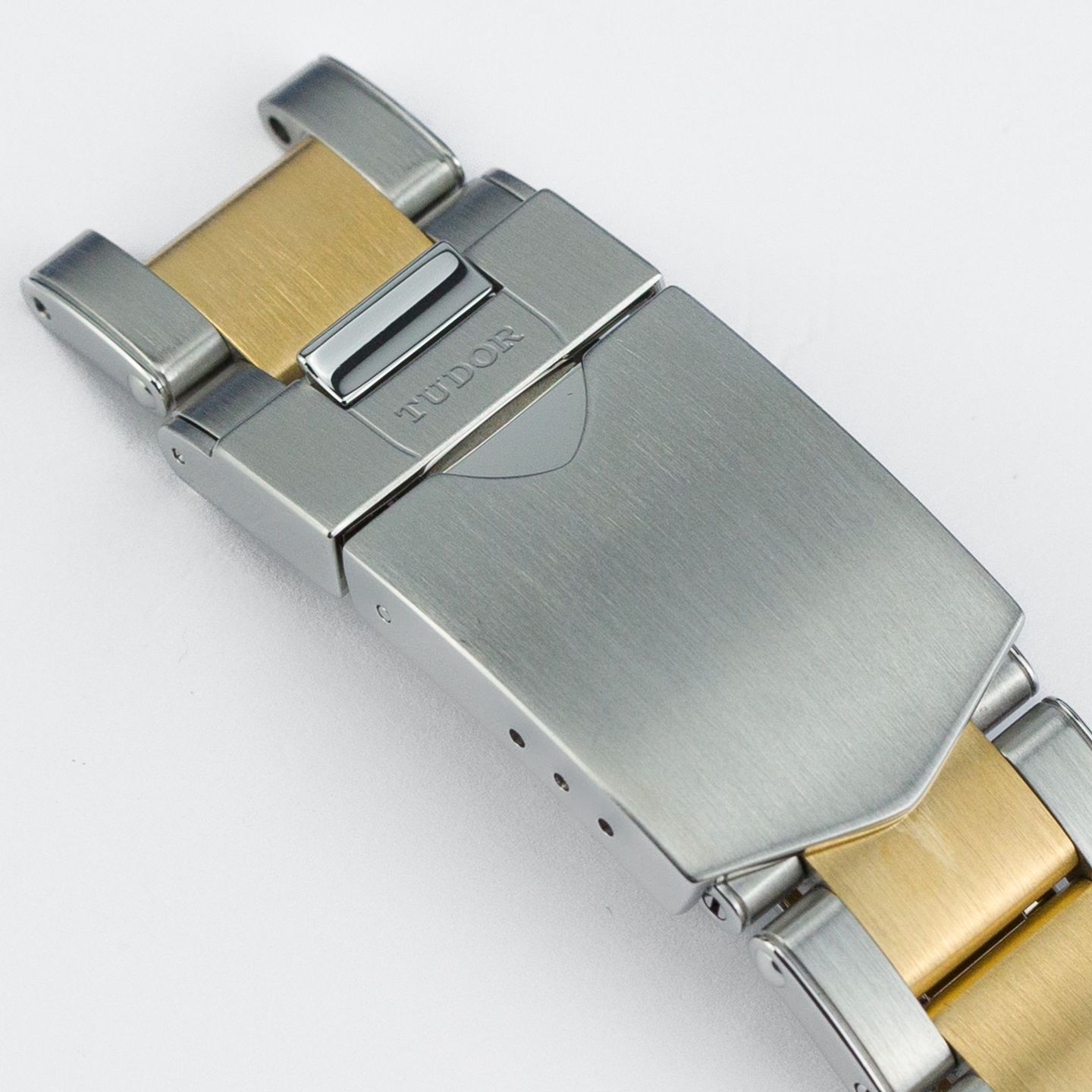 Tudor Black Bay S&G 79733N (2020) - Champagne dial 41 mm Steel case (8/8)