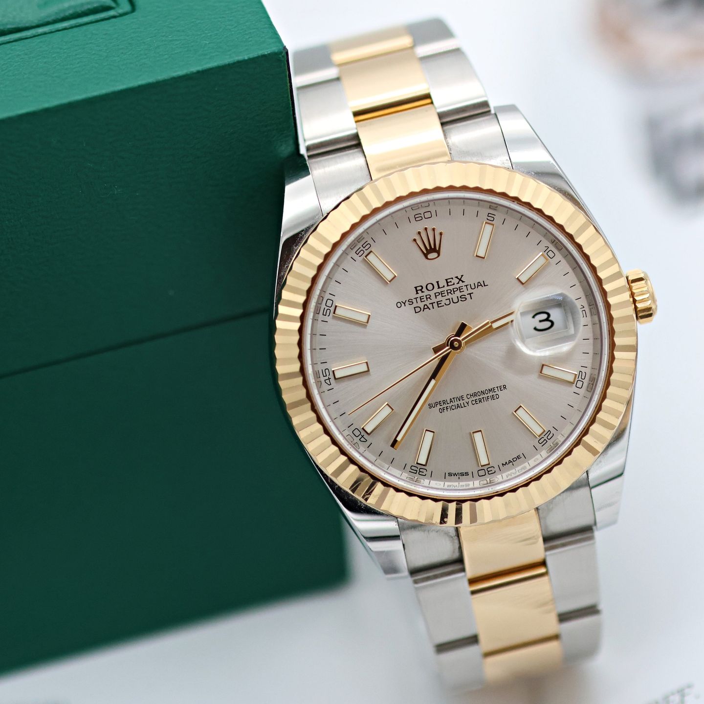 Rolex Datejust 41 126333 (Onbekend (willekeurig serienummer)) - 41mm Goud/Staal (4/8)