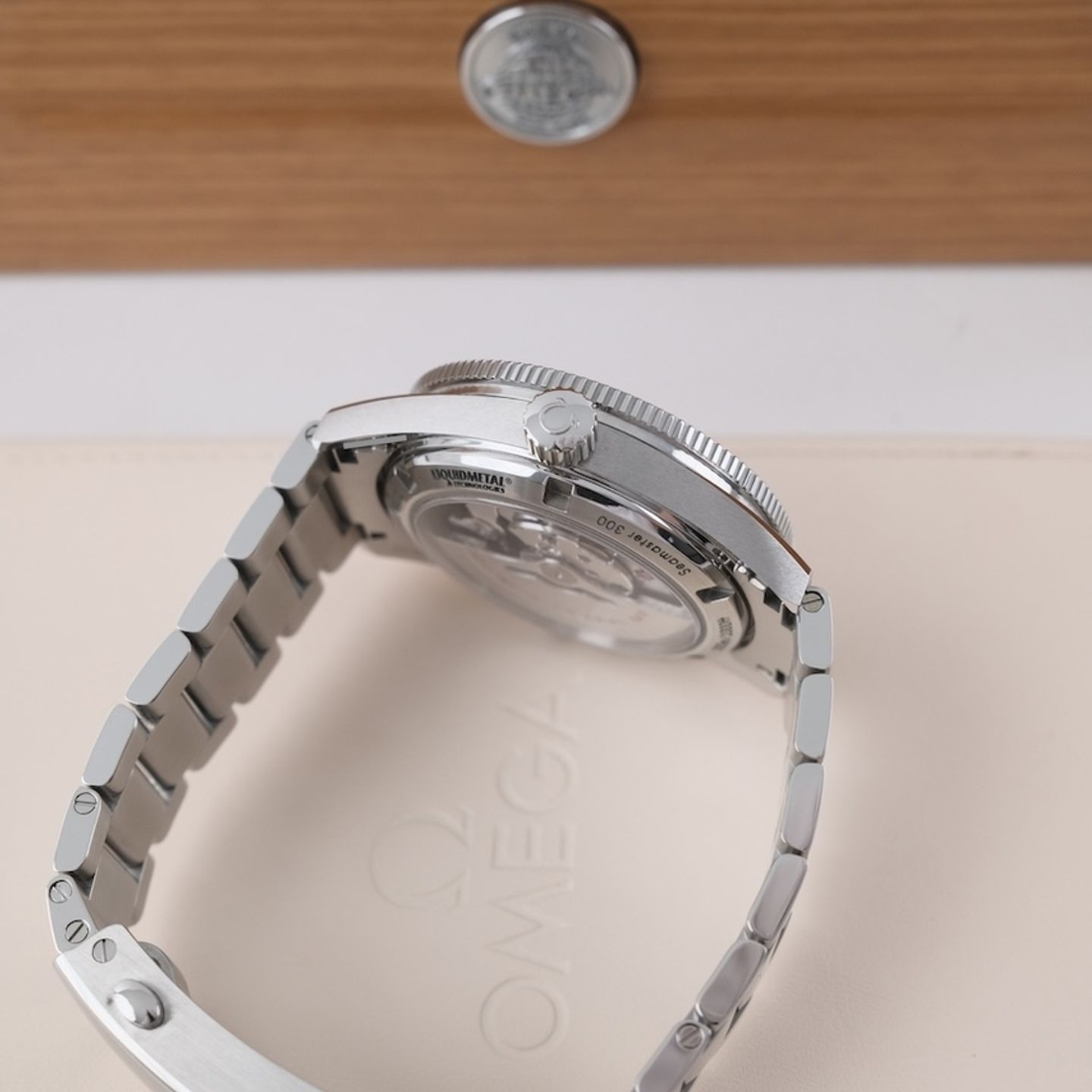 Omega Seamaster 300 233.30.41.21.01.001 - (6/8)