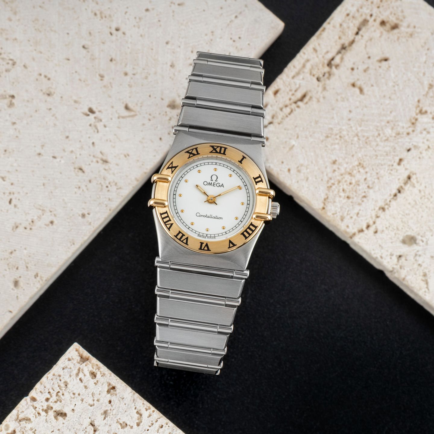 Omega Constellation 795.1080.1 (1993) - Silver dial (1/8)