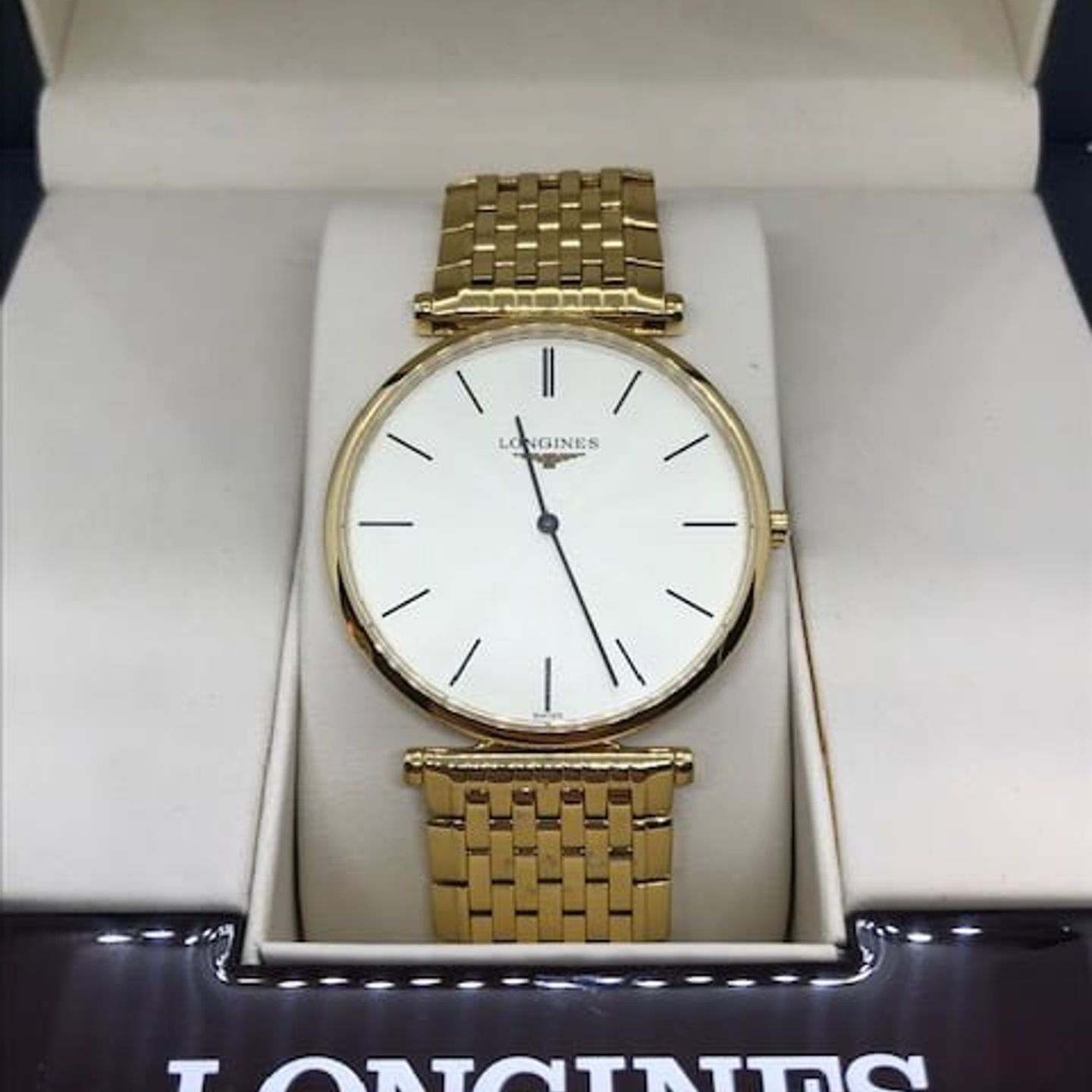 Longines La Grande Classique L4.766.2.11.2 (2019) - White dial 37 mm Steel case (4/8)