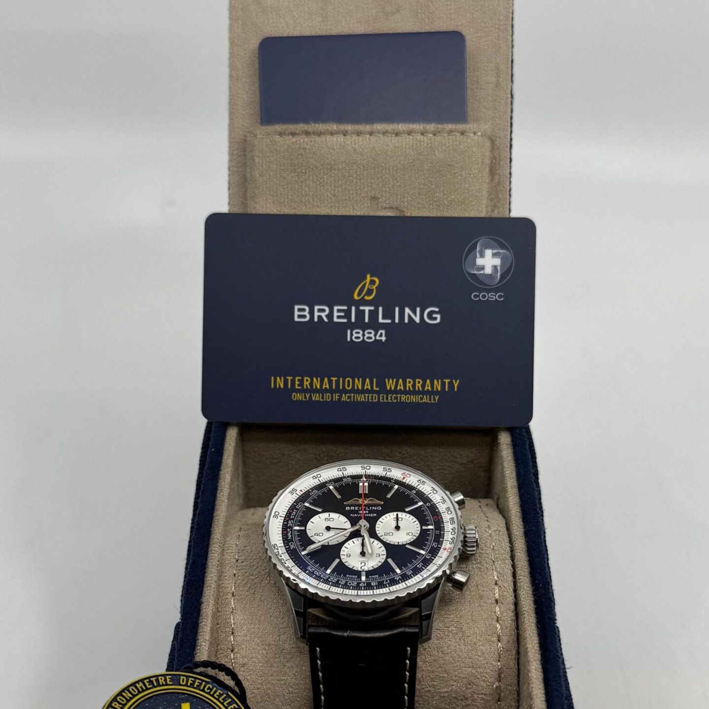 Breitling Navitimer 01 (46 MM) AB0137211B1P1 (2025) - Zwart wijzerplaat 46mm Staal (3/8)