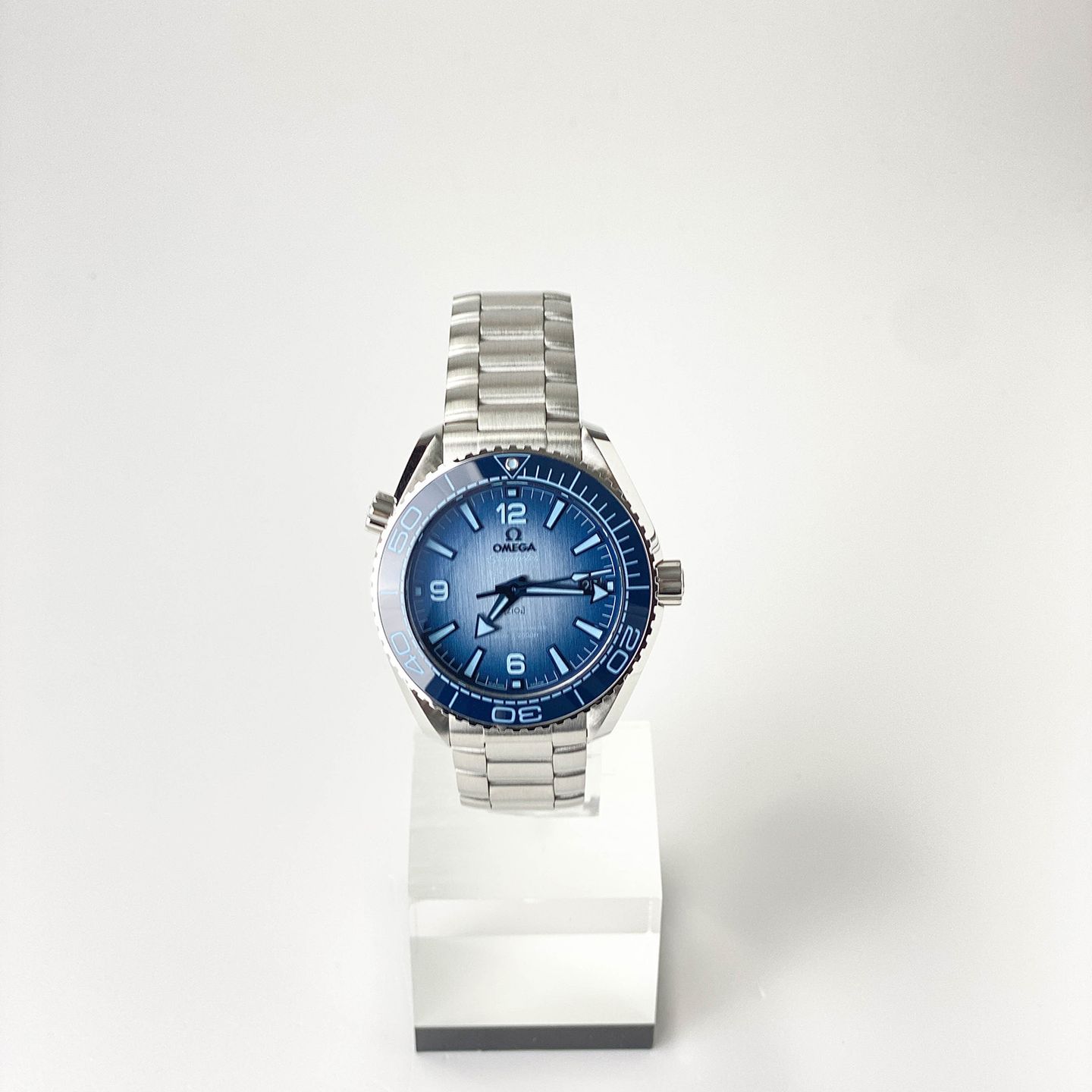 Omega Seamaster Planet Ocean 215.30.40.20.03.002 (2024) - Blauw wijzerplaat 40mm Staal (2/5)