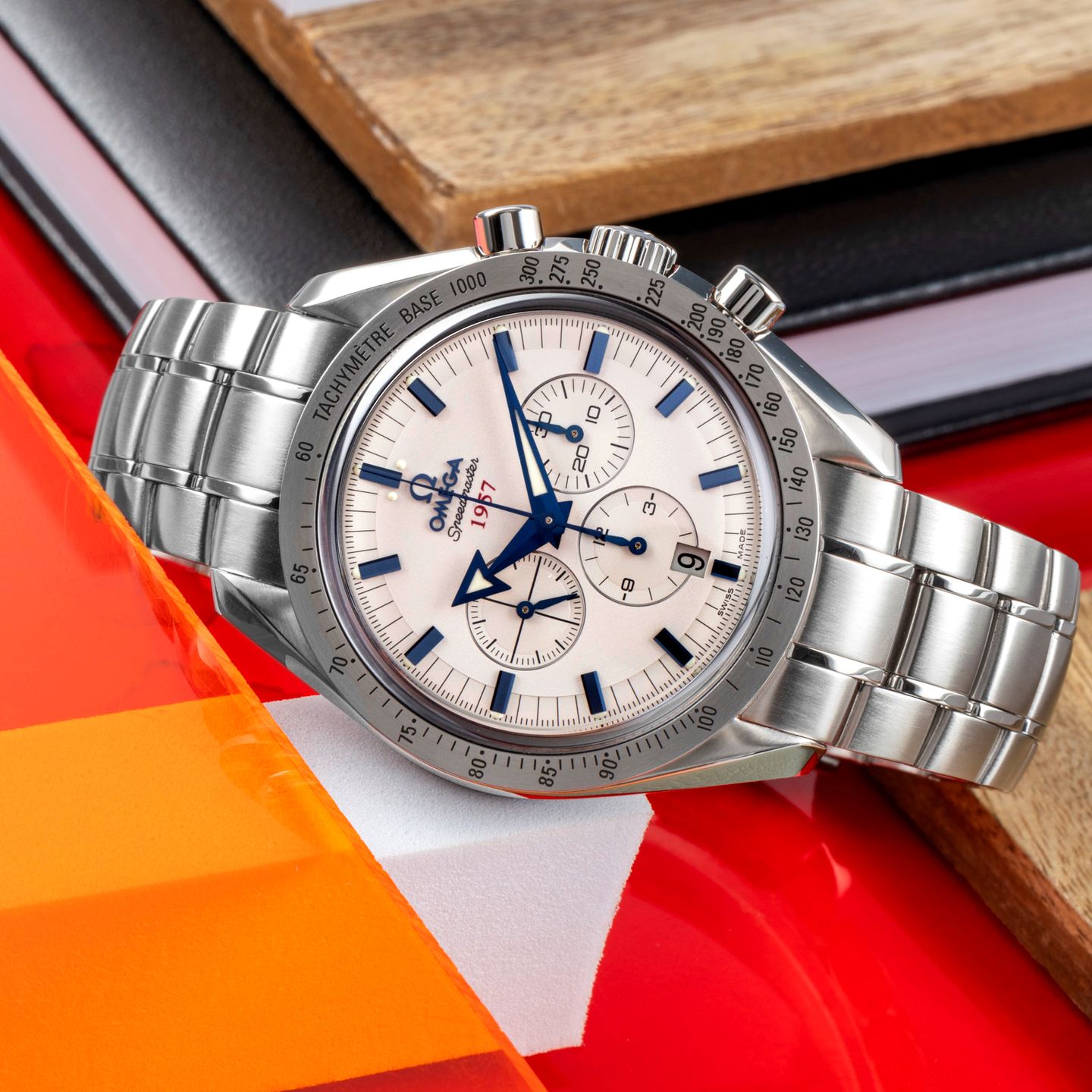 Omega Speedmaster Broad Arrow 321.10.42.50.02.001 (Onbekend (willekeurig serienummer)) - Zilver wijzerplaat 42mm Staal (2/8)