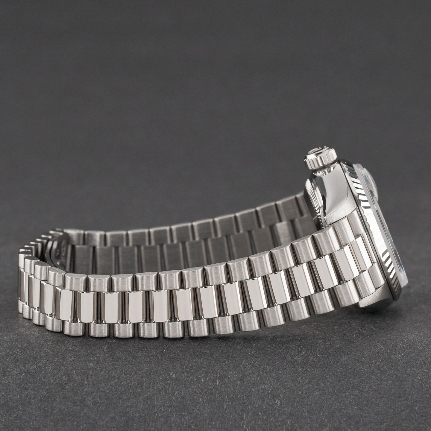 Rolex Lady-Datejust 69179 (1996) - Pearl dial 26 mm White Gold case (6/8)