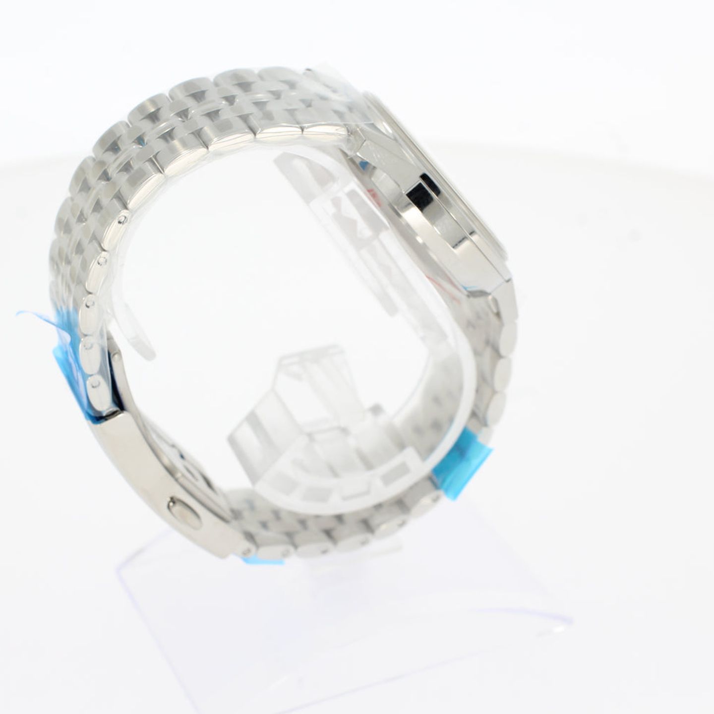 Unknown Unknown L2.537.4.72.6 (2025) - (4/5)