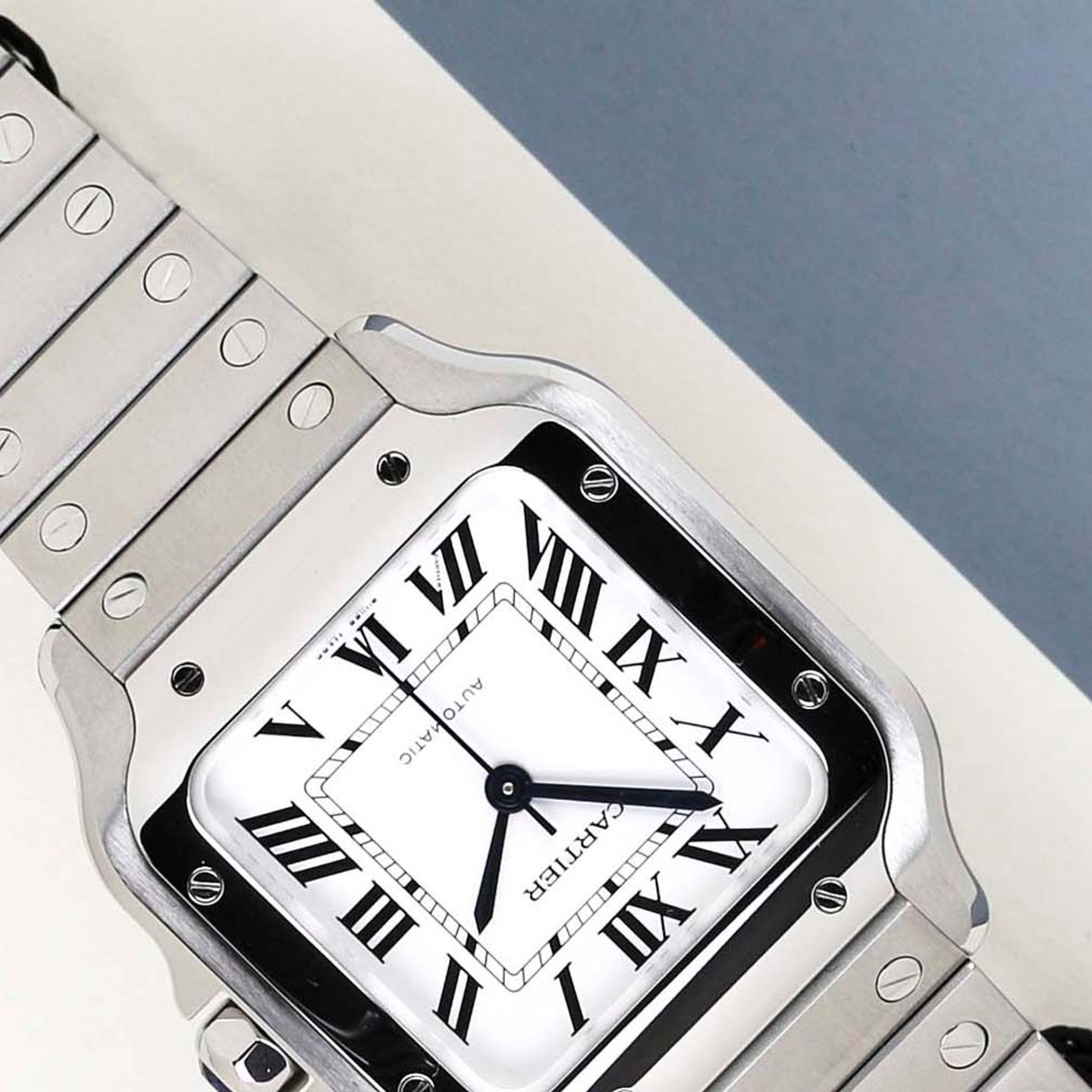 Cartier Santos WSSA0029 (2024) - Silver dial 35 mm Steel case (4/8)