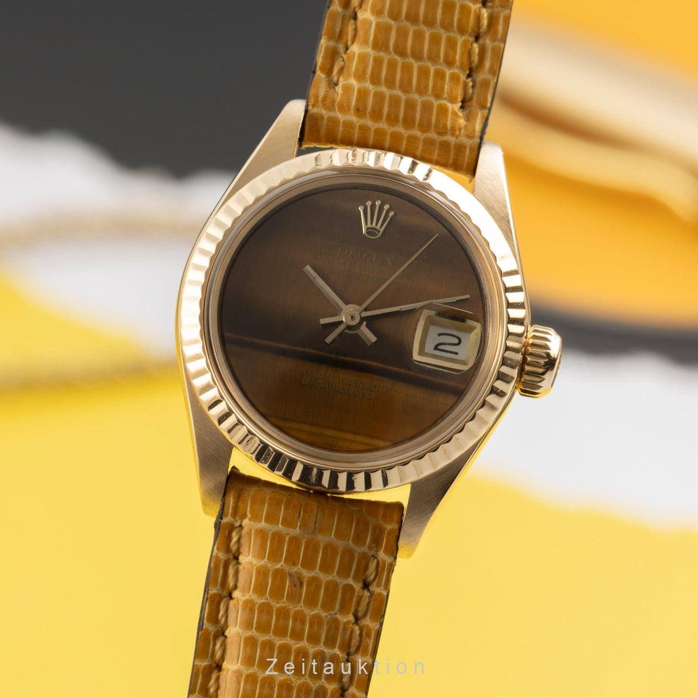 Rolex Lady-Datejust 6917 (1975) - Bruin wijzerplaat 26mm Geelgoud (1/8)