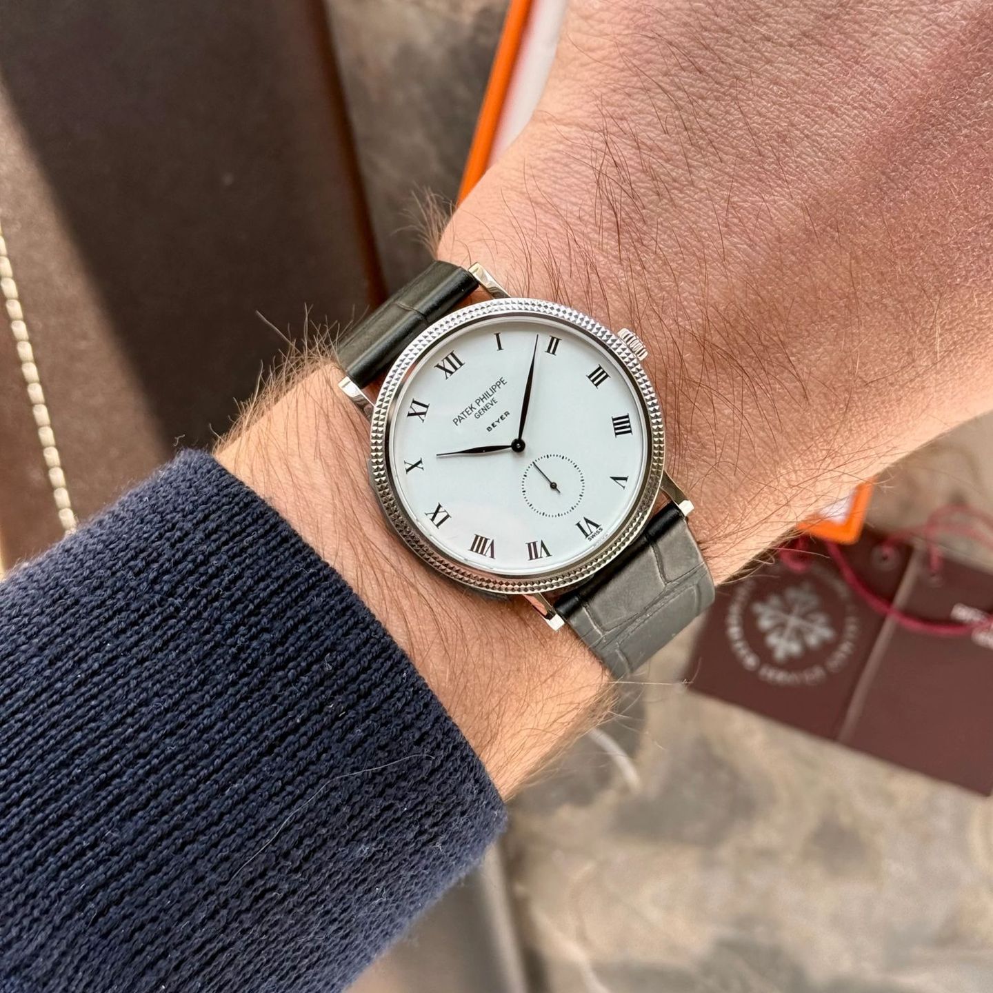 Patek Philippe Calatrava 3919 (1990) - White dial 33 mm (4/8)