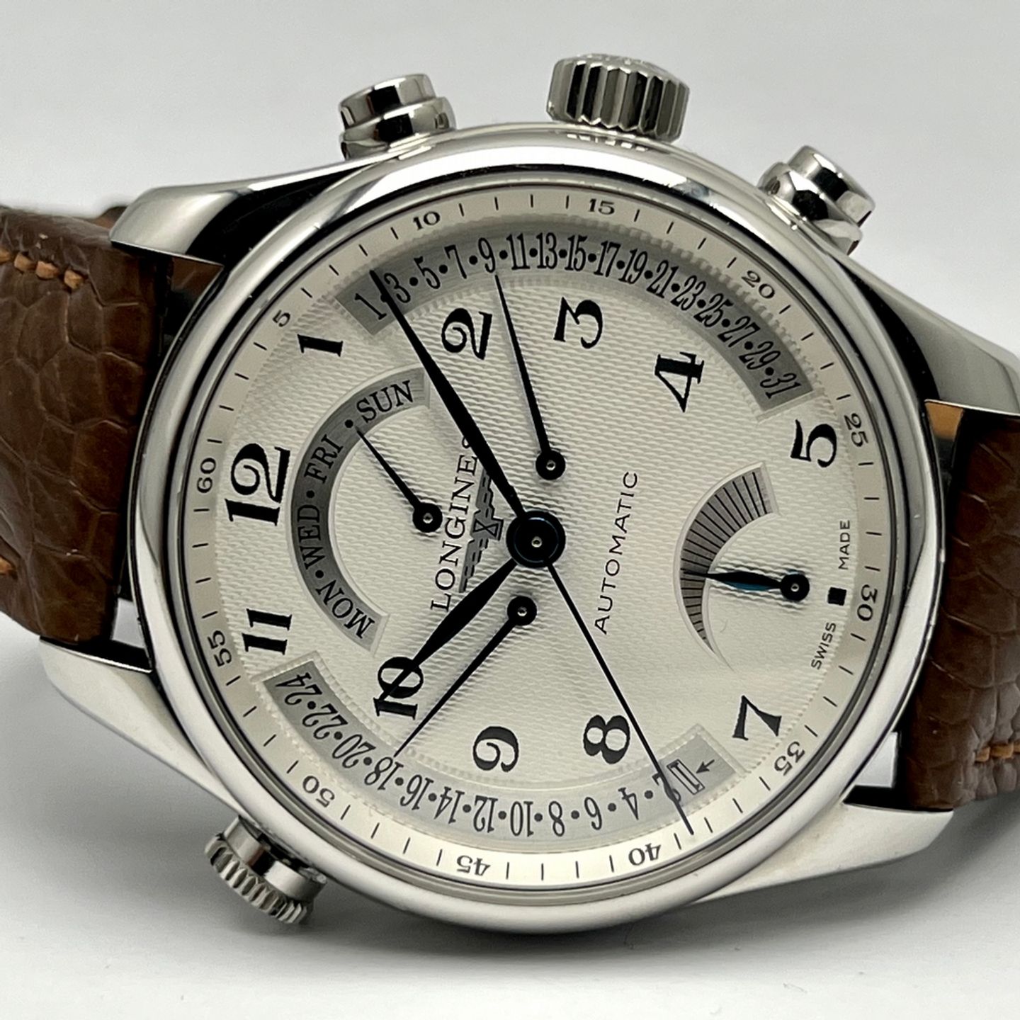 Longines Master Collection L2.716.4.71.3 (Unknown (random serial)) - Silver dial 44 mm Steel case (2/8)