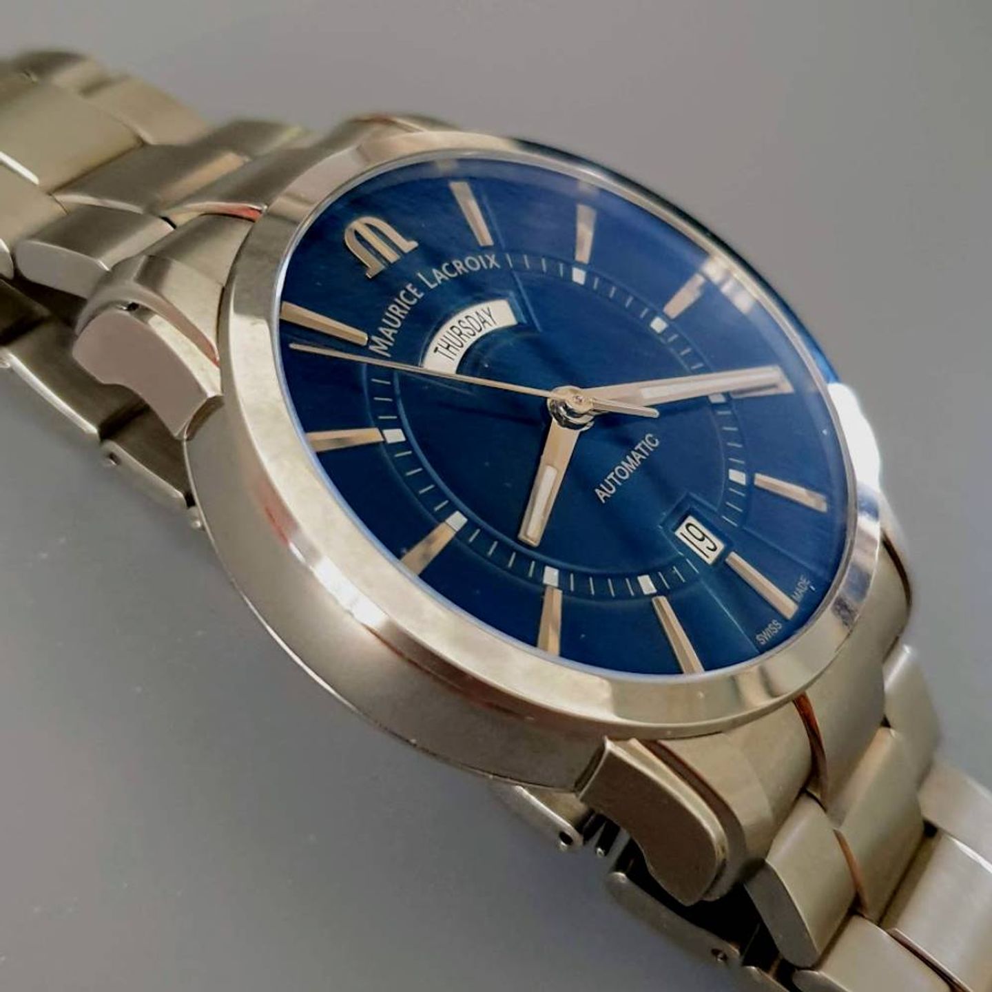 Maurice Lacroix Pontos Day Date PT6358-SS002-430-1 (Unknown (random serial)) - Blue dial 41 mm Steel case (3/8)