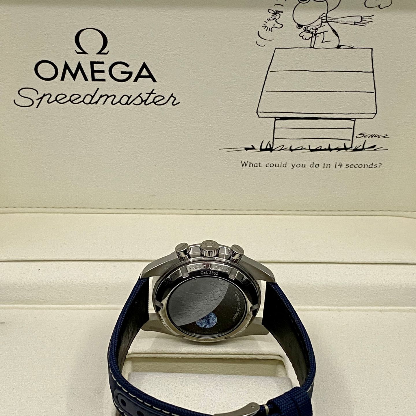 Omega Speedmaster Professional Moonwatch 310.32.42.50.02.001 (2025) - Silver dial 42 mm Steel case (4/8)