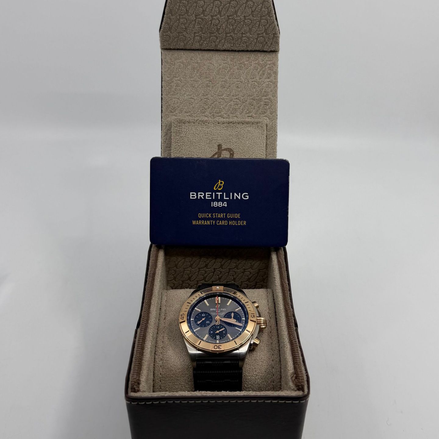 Breitling Chronomat 42 UB0134101B1S1 (2026) - Green dial 43 mm Gold/Steel case (3/8)