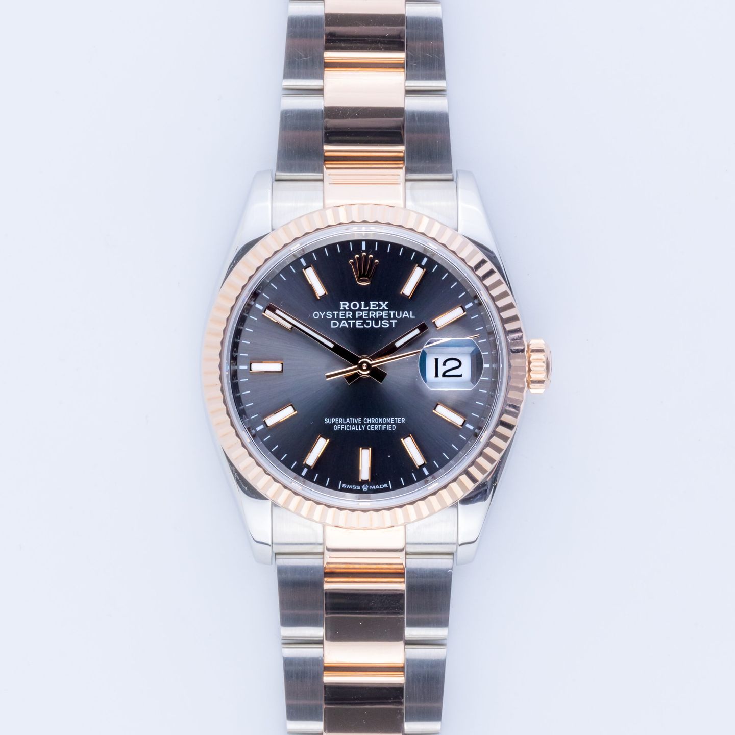 Rolex Datejust 36 126231 (2021) - Grey dial 36 mm Gold/Steel case (3/8)