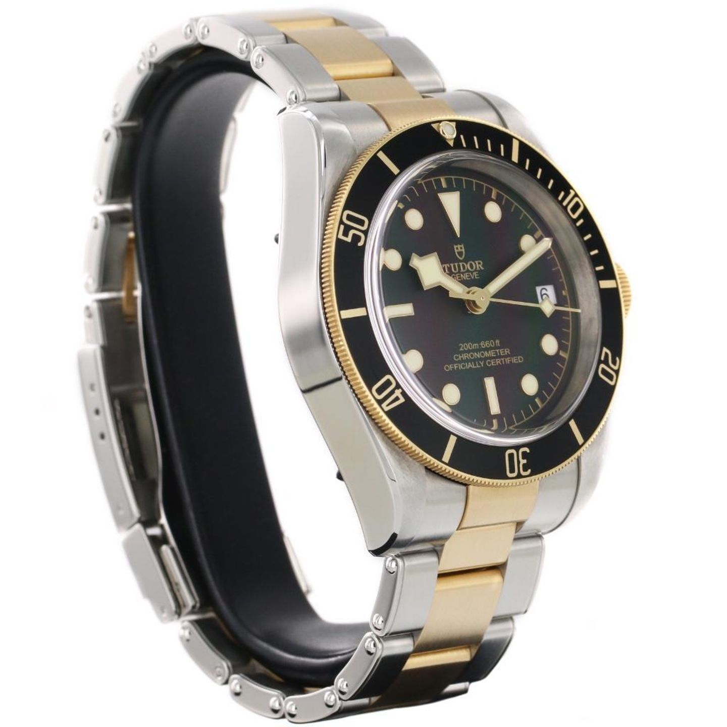 Tudor Black Bay S&G 79733N (2019) - Black dial 41 mm Steel case (6/8)