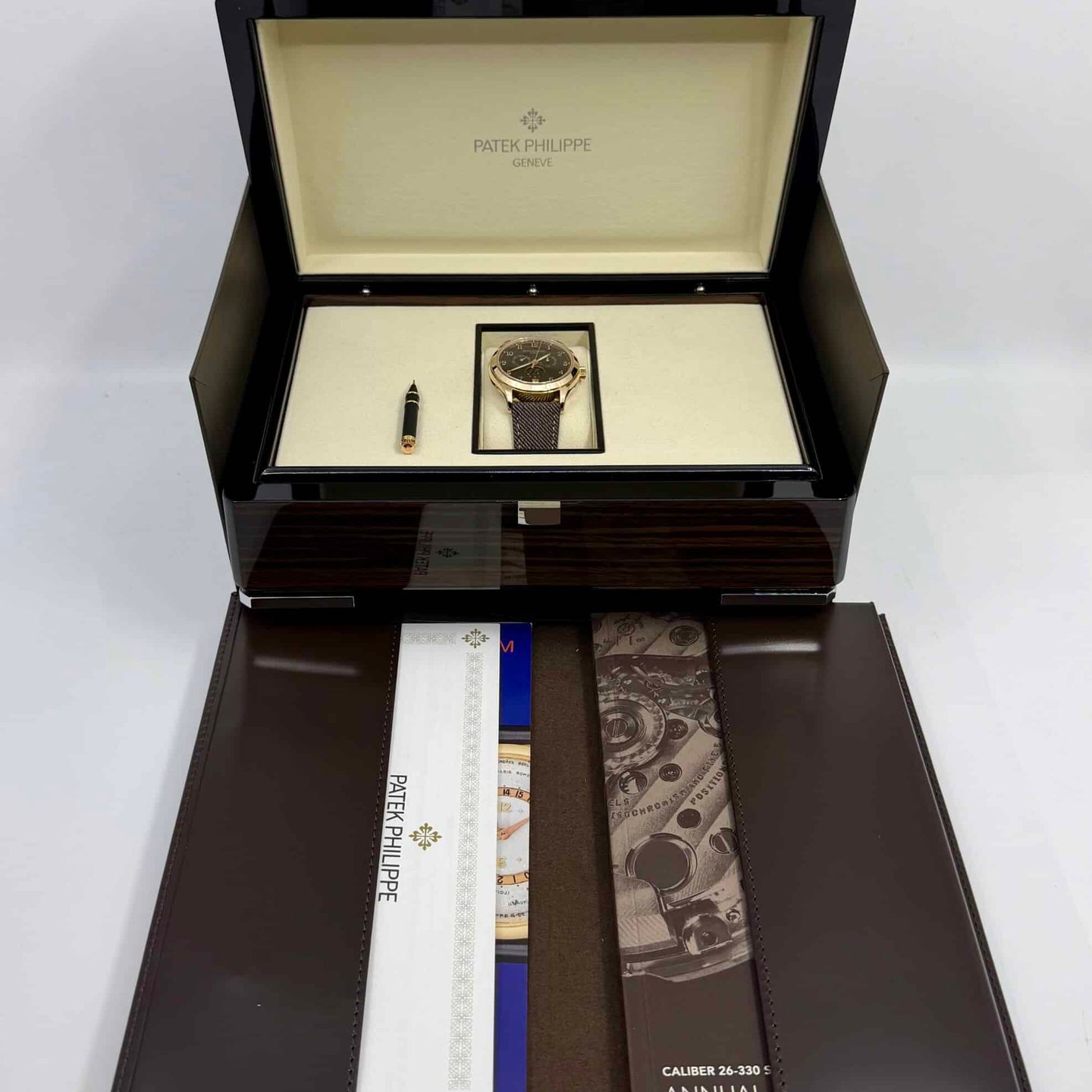 Patek Philippe Complications 4946R-001 - (3/8)