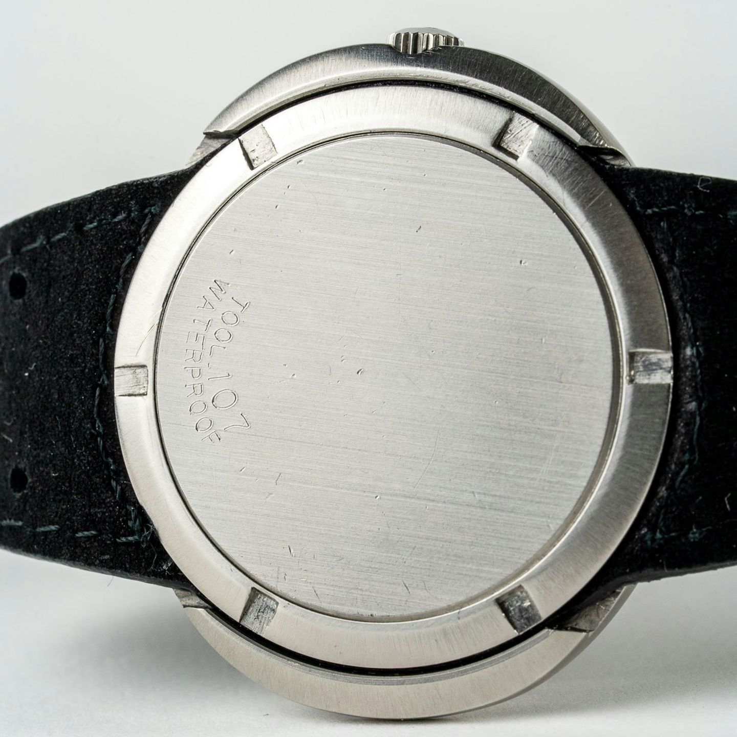 Omega Genève 165.039 - (4/8)