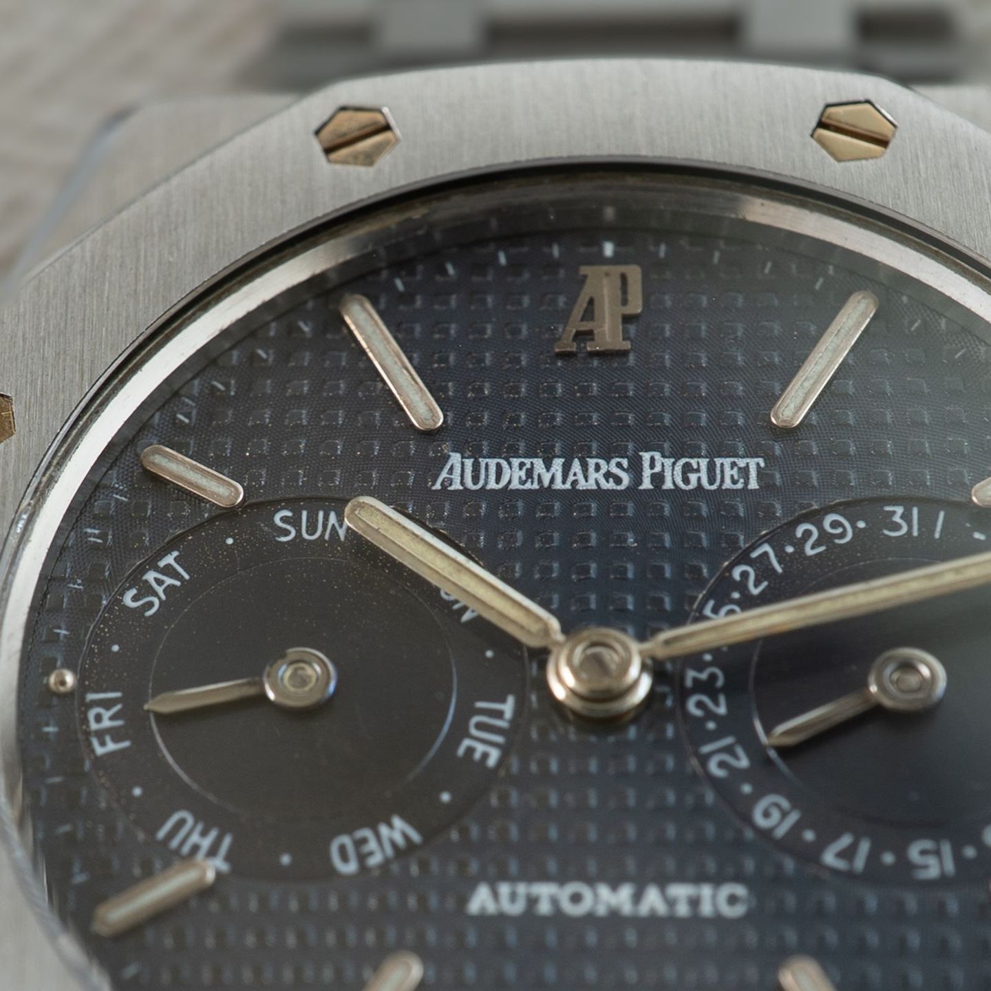 Audemars Piguet Royal Oak Day-Date 25572ST.OO.0789ST.01 (1998) - White dial 36 mm Steel case (6/8)