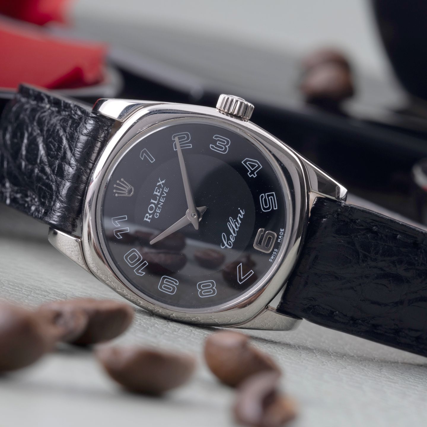 Rolex Cellini Danaos 6229 (2000) - Zwart wijzerplaat Geelgoud (2/8)