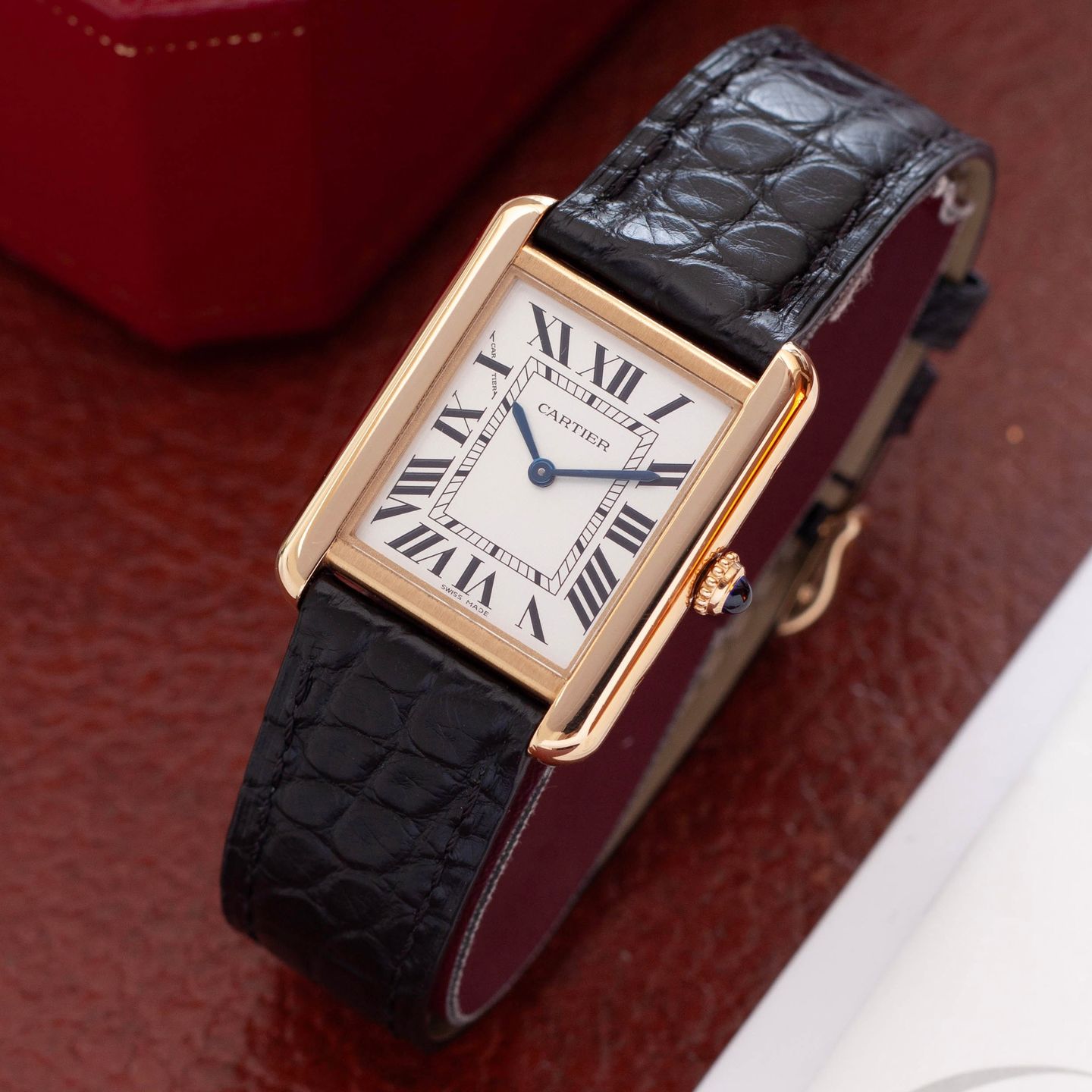 Cartier Tank Solo 3168 (2013) - Silver dial 24 mm Yellow Gold case (1/8)