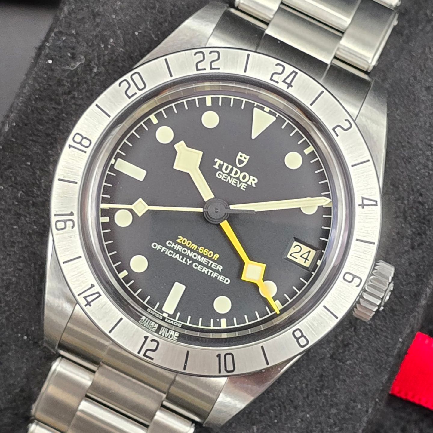 Tudor Black Bay 79470 (2026) - Black dial 39 mm Steel case (1/8)