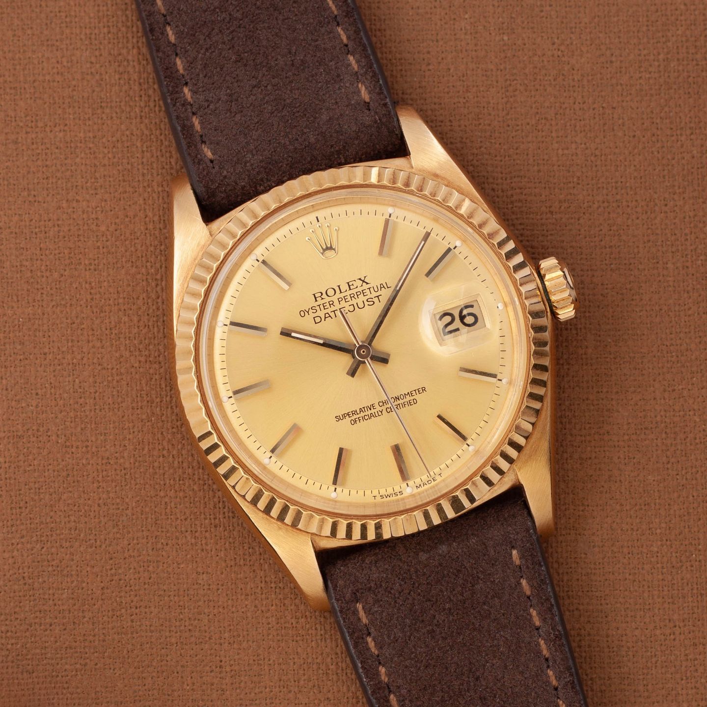 Rolex Datejust 1601/8 (1973) - Champagne dial 36 mm Yellow Gold case (2/8)