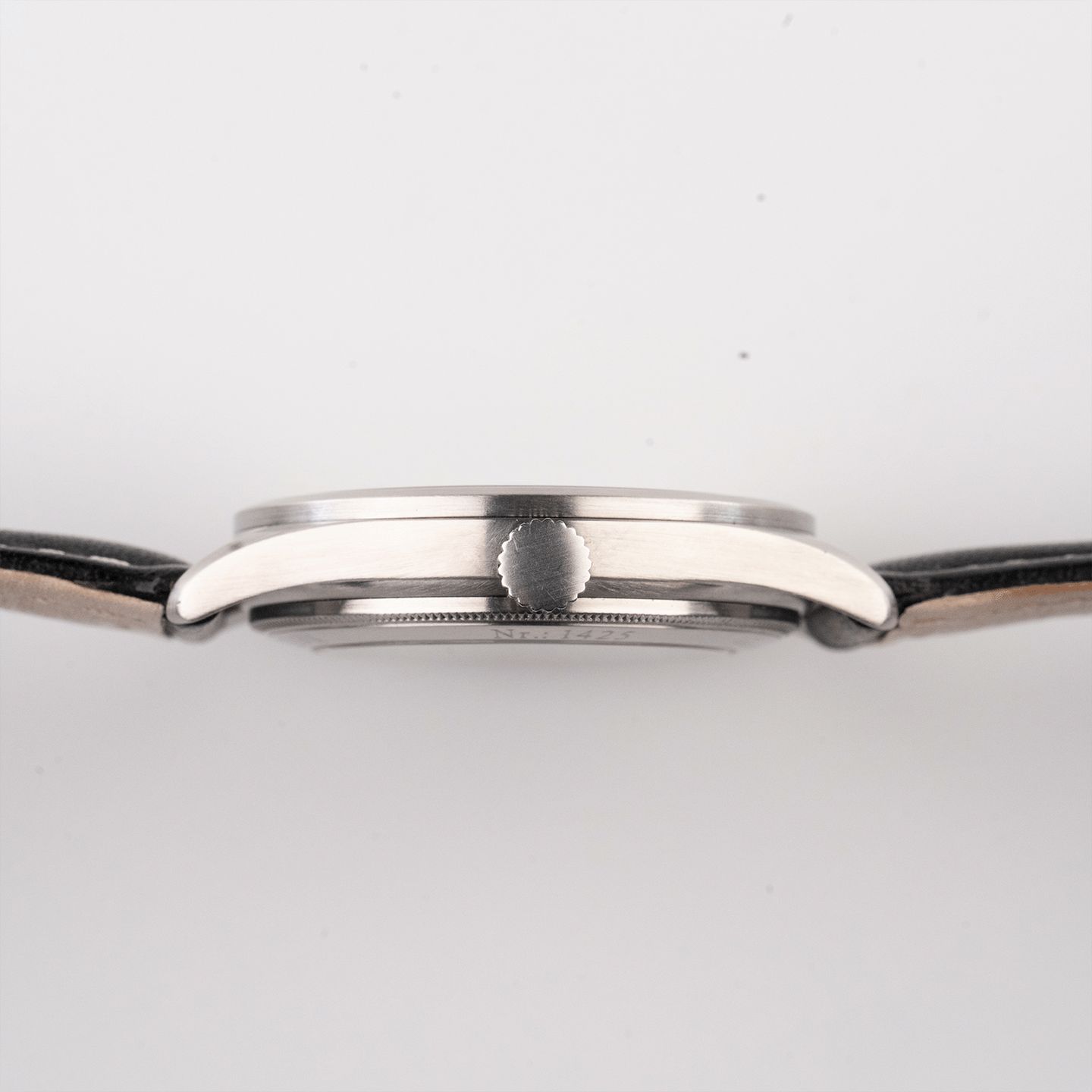 Glashütte Original Navigator 1-10-33-08-07-04 (1997) - Black dial 36 mm Steel case (5/8)