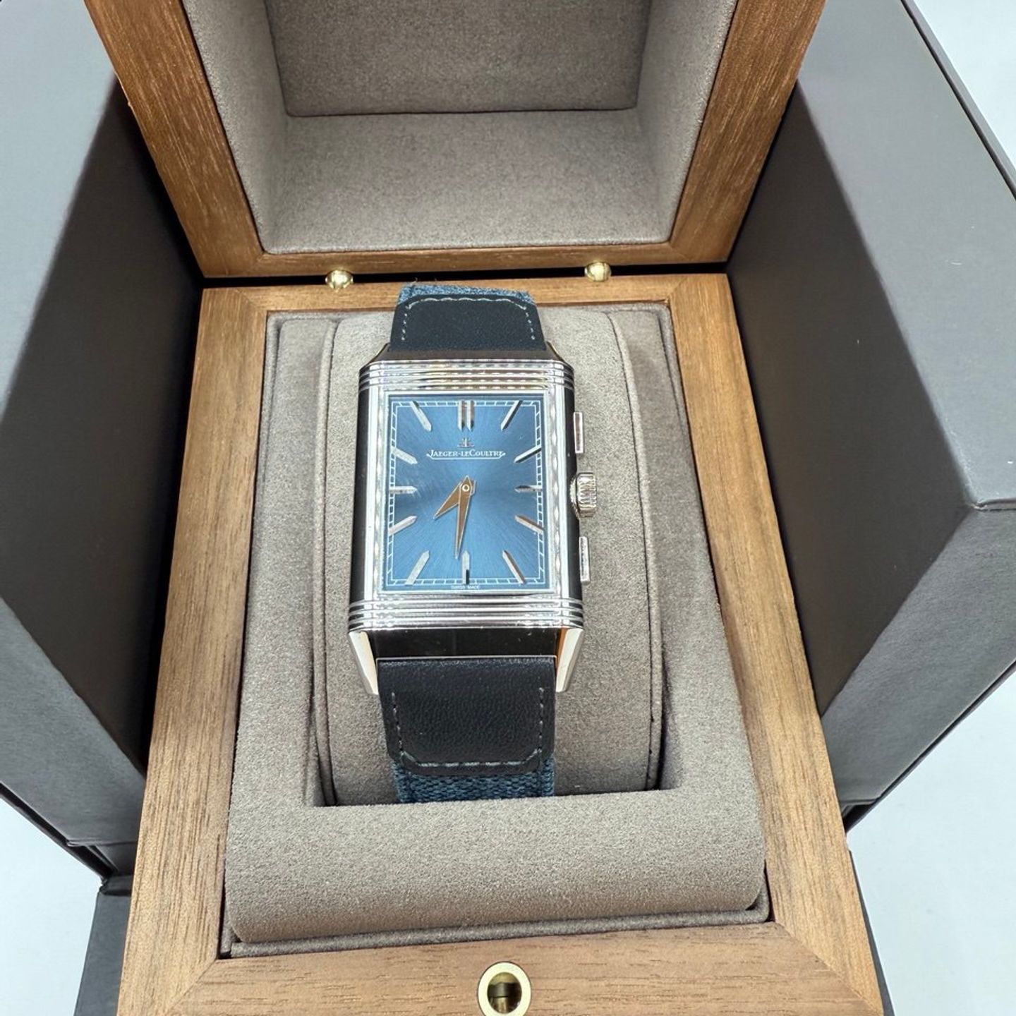 Jaeger-LeCoultre Reverso Q389848J (2025) - Blauw wijzerplaat 30mm Staal (1/8)