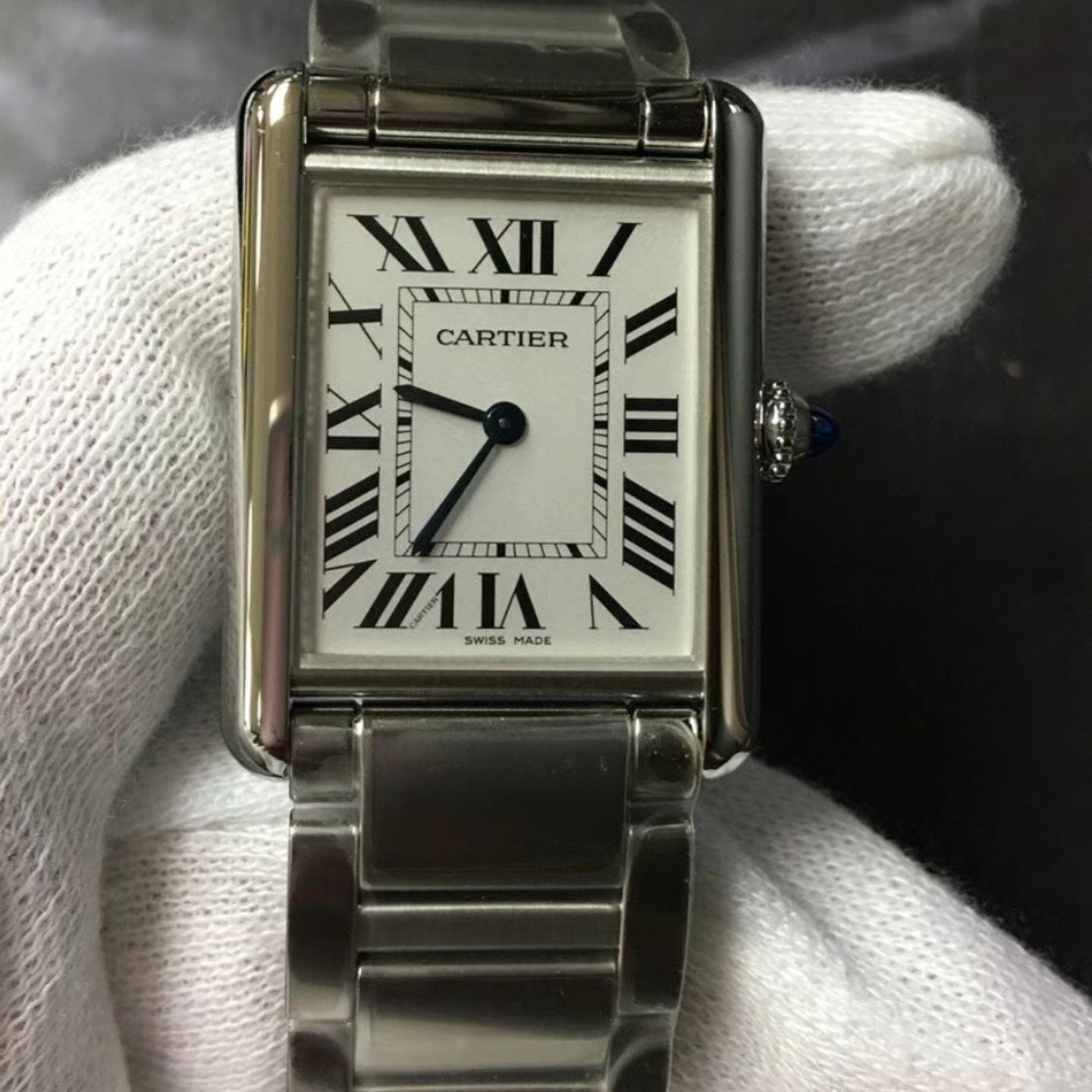 Cartier Tank WSTA0052 (2023) - Zilver wijzerplaat 34mm Staal (1/1)