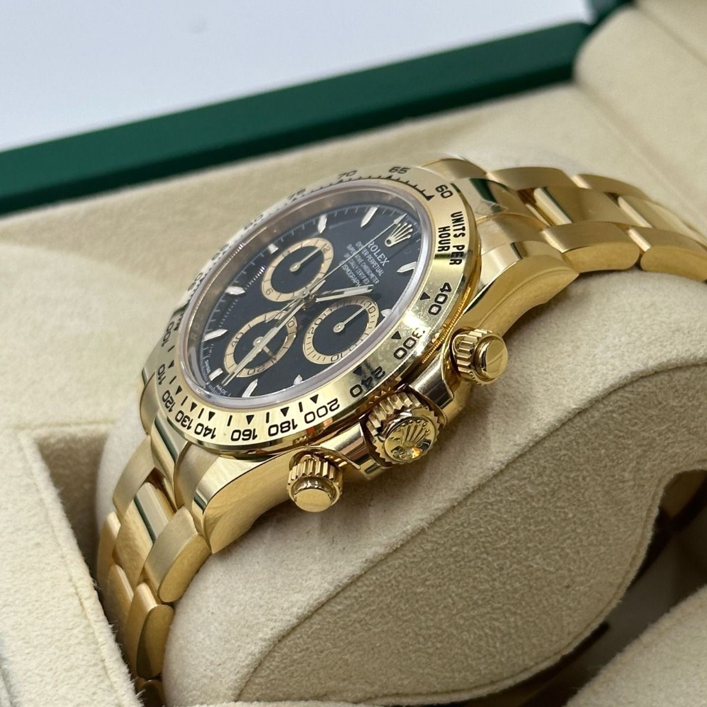 Rolex Daytona 126508 (2024) - Zwart wijzerplaat 40mm Geelgoud (6/8)