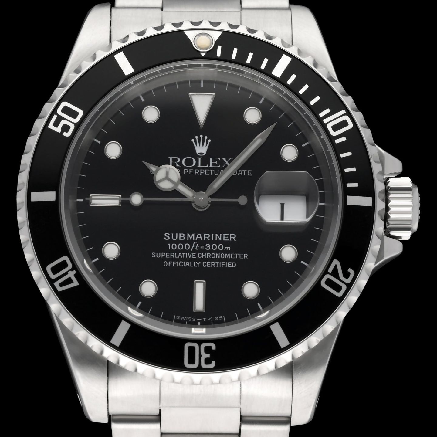 Rolex Submariner Date 16610 (1998) - Black dial 40 mm Steel case (1/8)