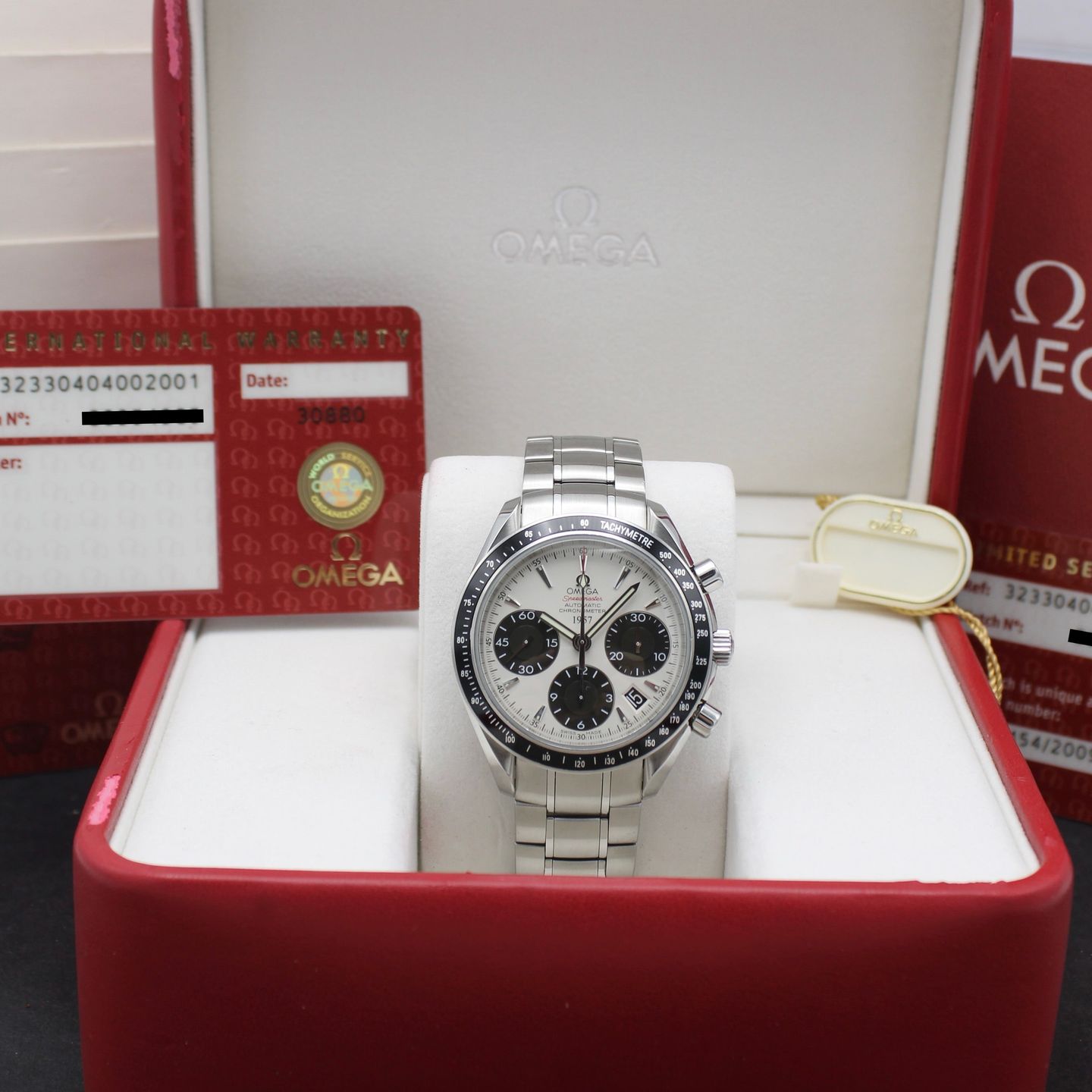 Omega Speedmaster Date 323.30.40.40.02.001 (2009) - Zilver wijzerplaat 40mm Staal (3/8)