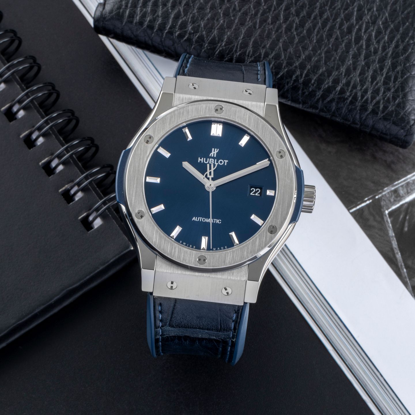 Hublot Classic Fusion Blue 542.NX.7170.LR - (1/8)