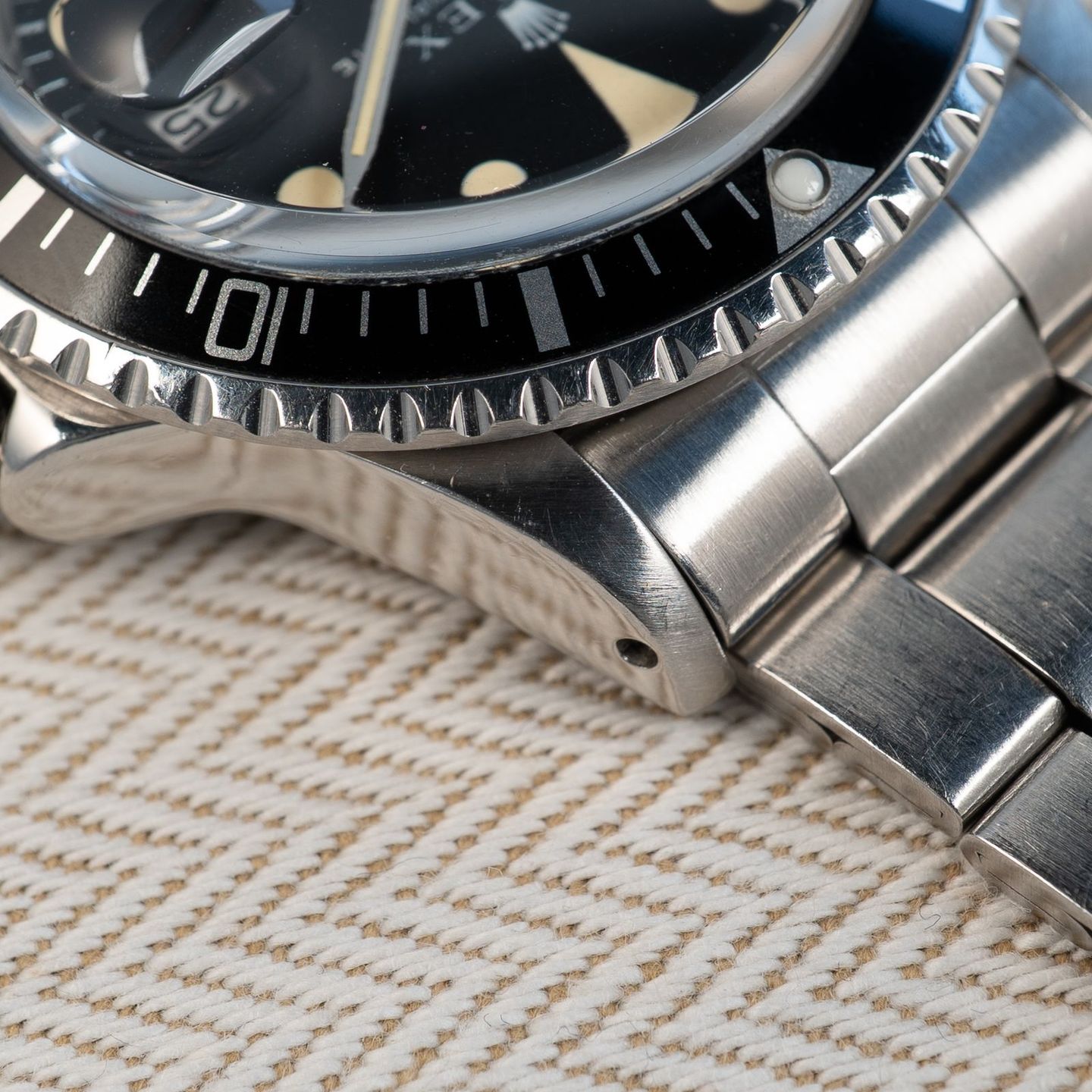 Rolex Submariner Date 1680 (1974) - Black dial 40 mm Steel case (6/8)