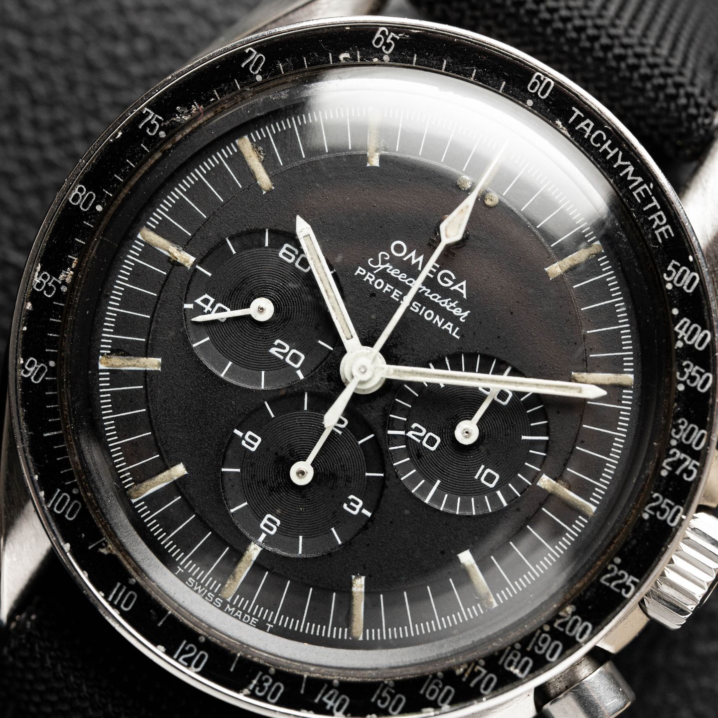 Omega Speedmaster Professional Moonwatch 310.30.42.50.01.001 (1967) - Black dial 42 mm Steel case (4/8)