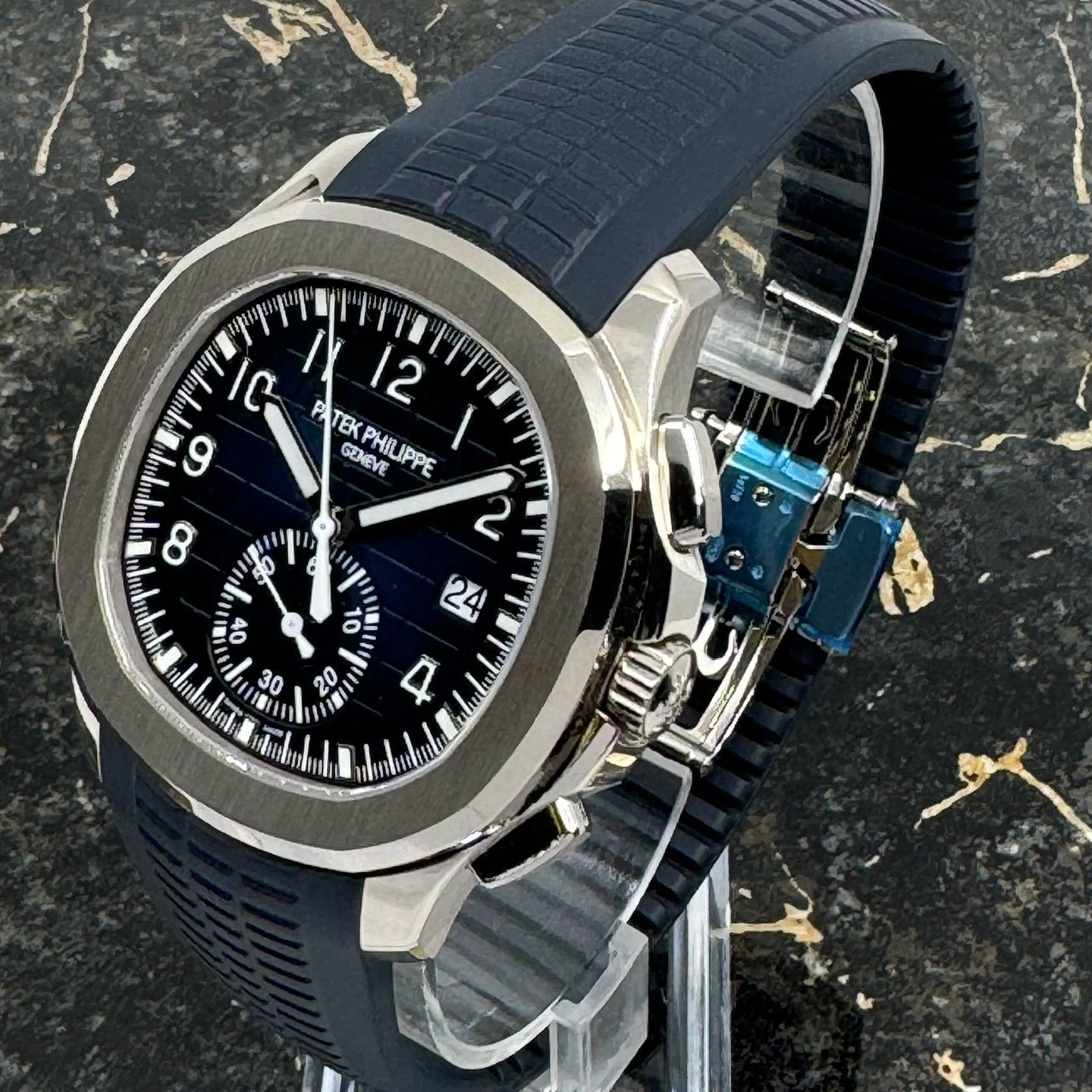Patek Philippe Aquanaut 5968G-001 - (7/8)