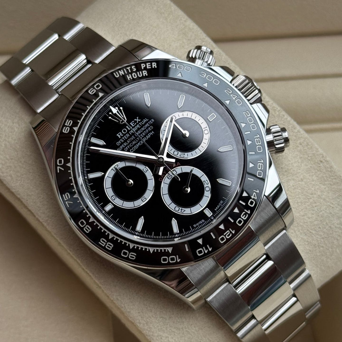 Rolex Daytona 126500LN (2026) - White dial 40 mm Steel case (8/8)