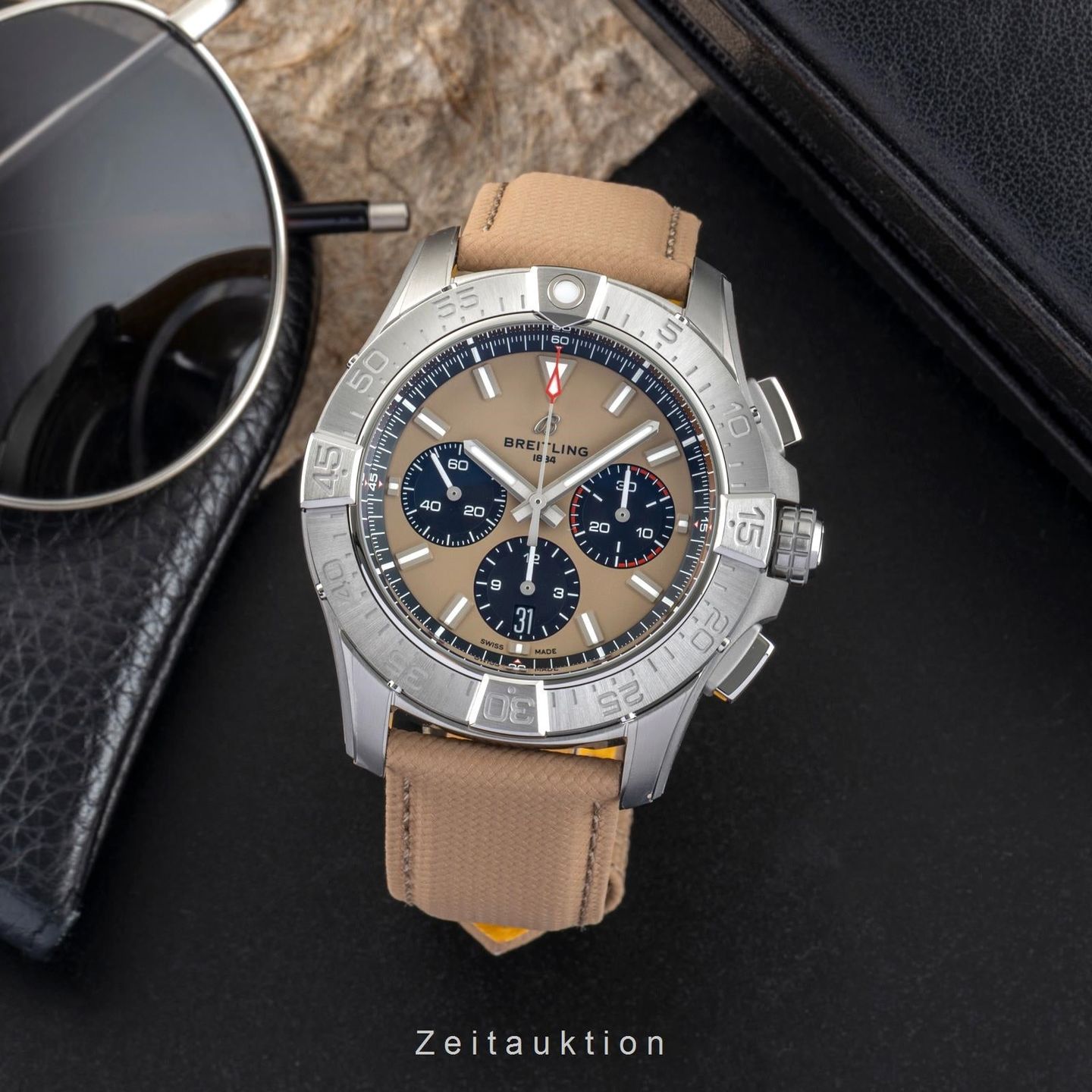 Breitling Avenger AB0147101A1X1 - (3/8)