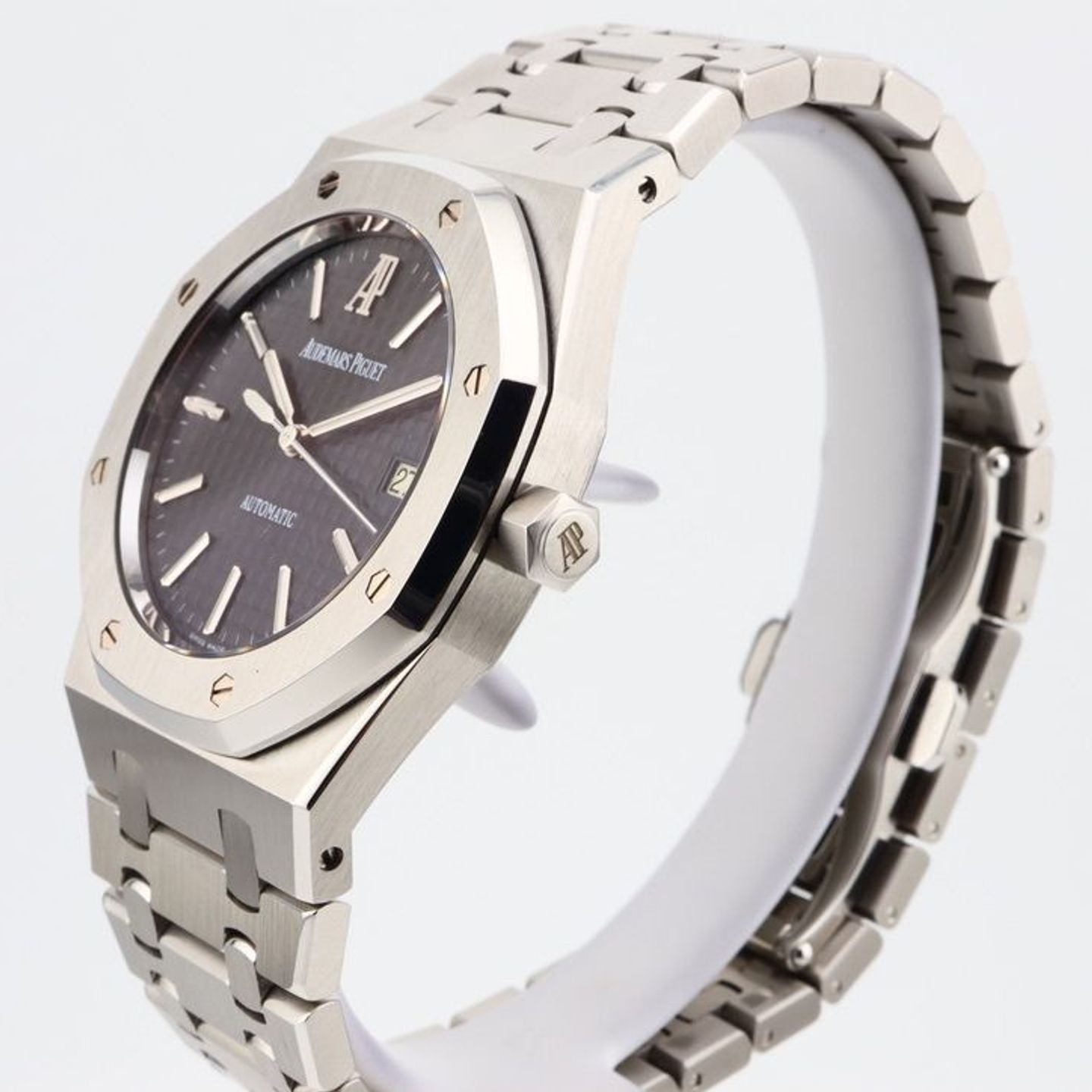 Audemars Piguet Royal Oak Selfwinding 15300ST.OO.1220ST.03 (Onbekend (willekeurig serienummer)) - Zwart wijzerplaat 39mm Staal (3/8)