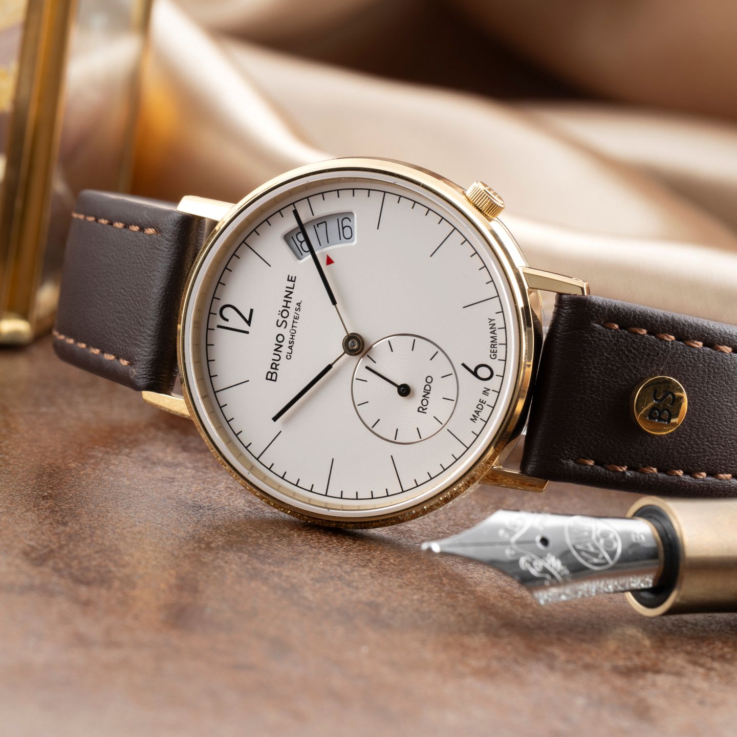 Bruno Söhnle Rondo 17-33192-261 (2025) - White dial 33 mm Gold/Steel case (2/8)