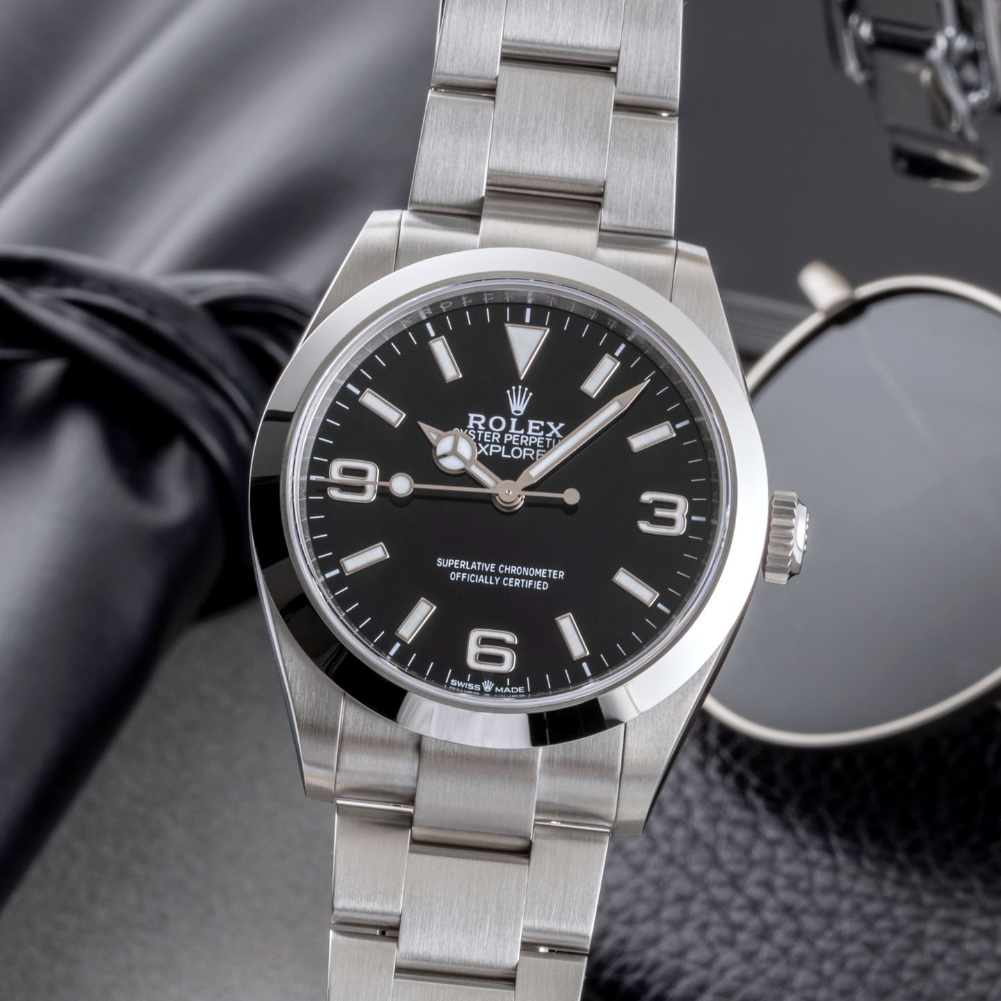 Rolex Explorer 224270 (Unknown (random serial)) - Black dial 40 mm Steel case (3/8)