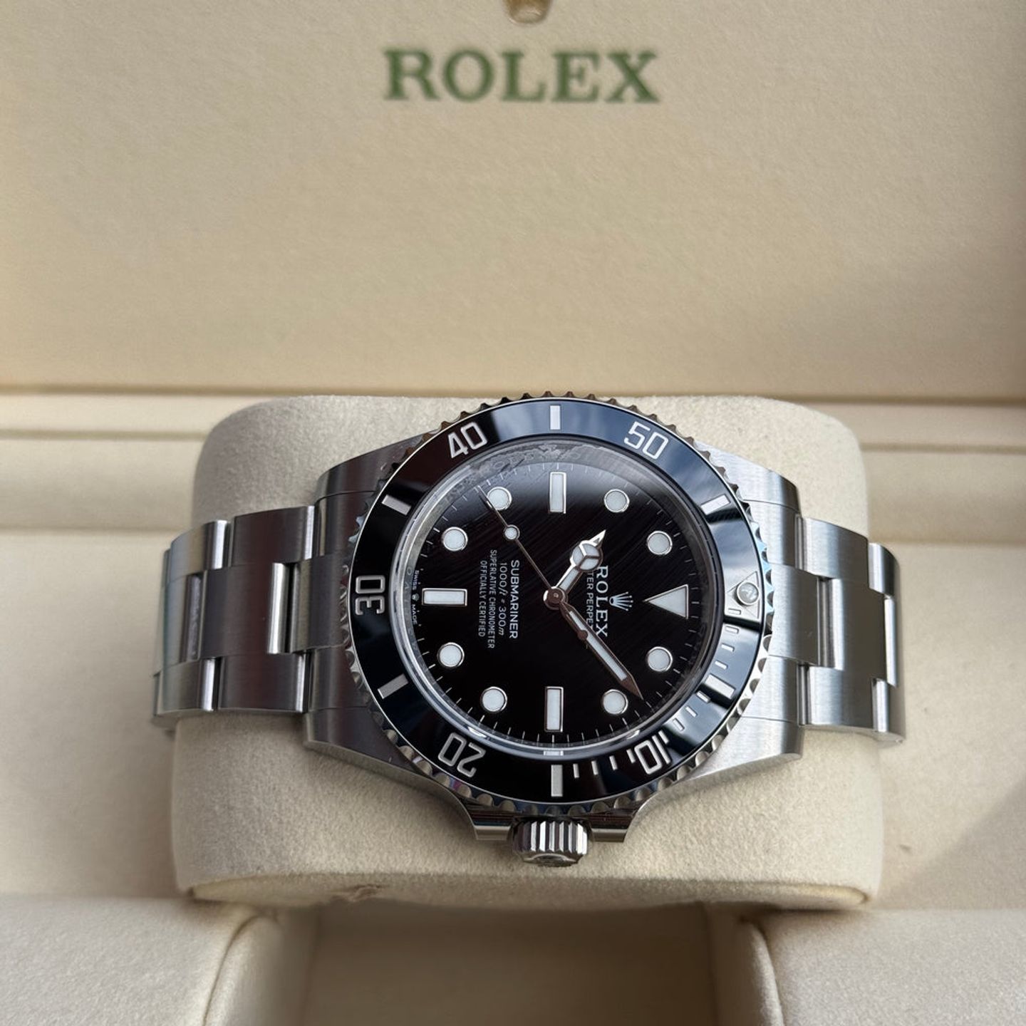 Rolex Submariner No Date 124060 (2025) - Black dial 41 mm Steel case (5/5)
