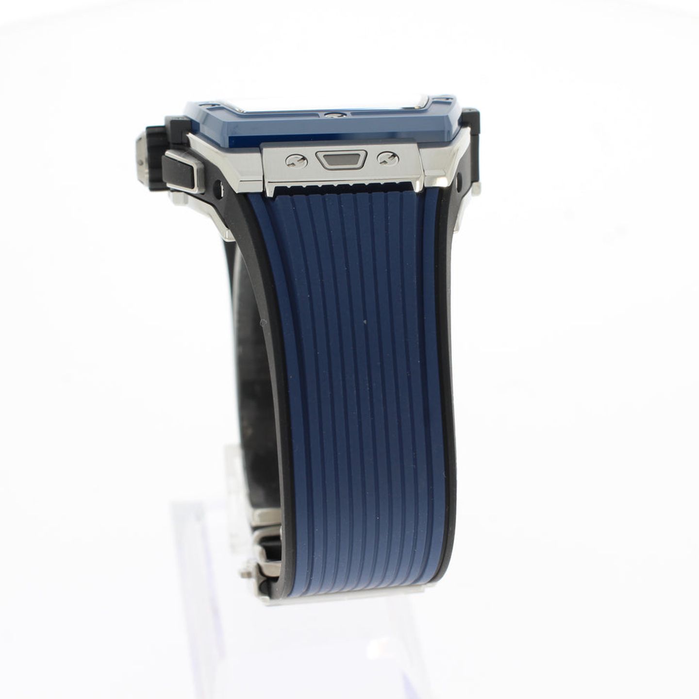 Hublot Spirit of Big Bang 642.NL.7170.RX (2025) - Transparent dial 42 mm Titanium case (4/4)