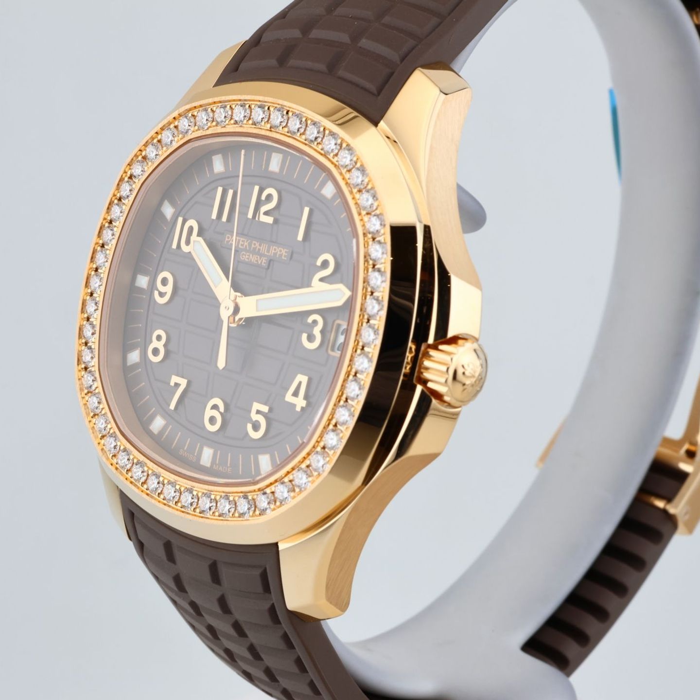 Patek Philippe Aquanaut 5268/200R-010 (2026) - Bruin wijzerplaat 38mm Roségoud (3/8)