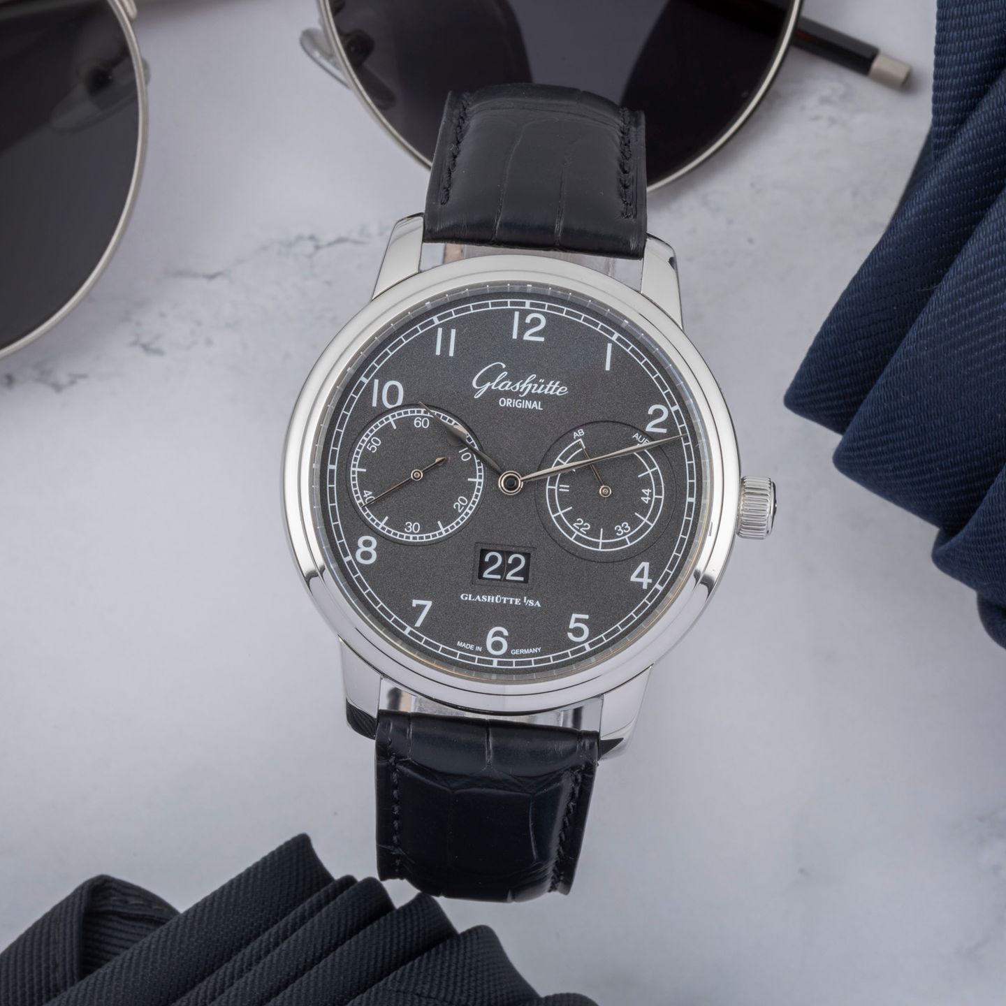 Glashütte Original Senator Observer 100-14-02-02-04 (2014) - Grey dial 44 mm Steel case (1/8)