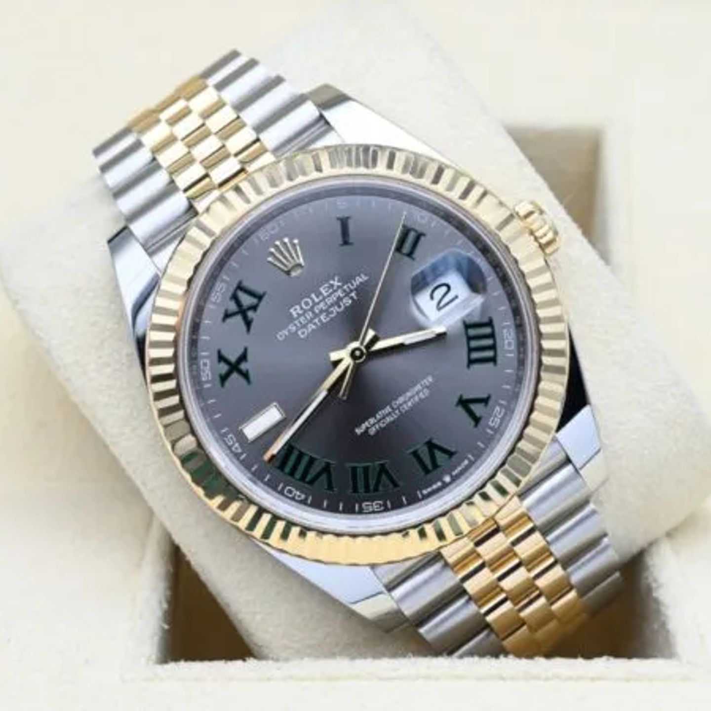 Rolex Datejust 41 126333 (2025) - Grijs wijzerplaat 41mm Goud/Staal (1/7)