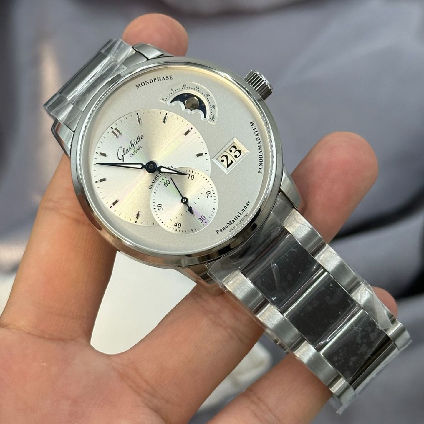 Glashütte Original PanoMaticLunar 1-90-02-42-32-71 (2024) - Silver dial 40 mm Steel case (2/8)