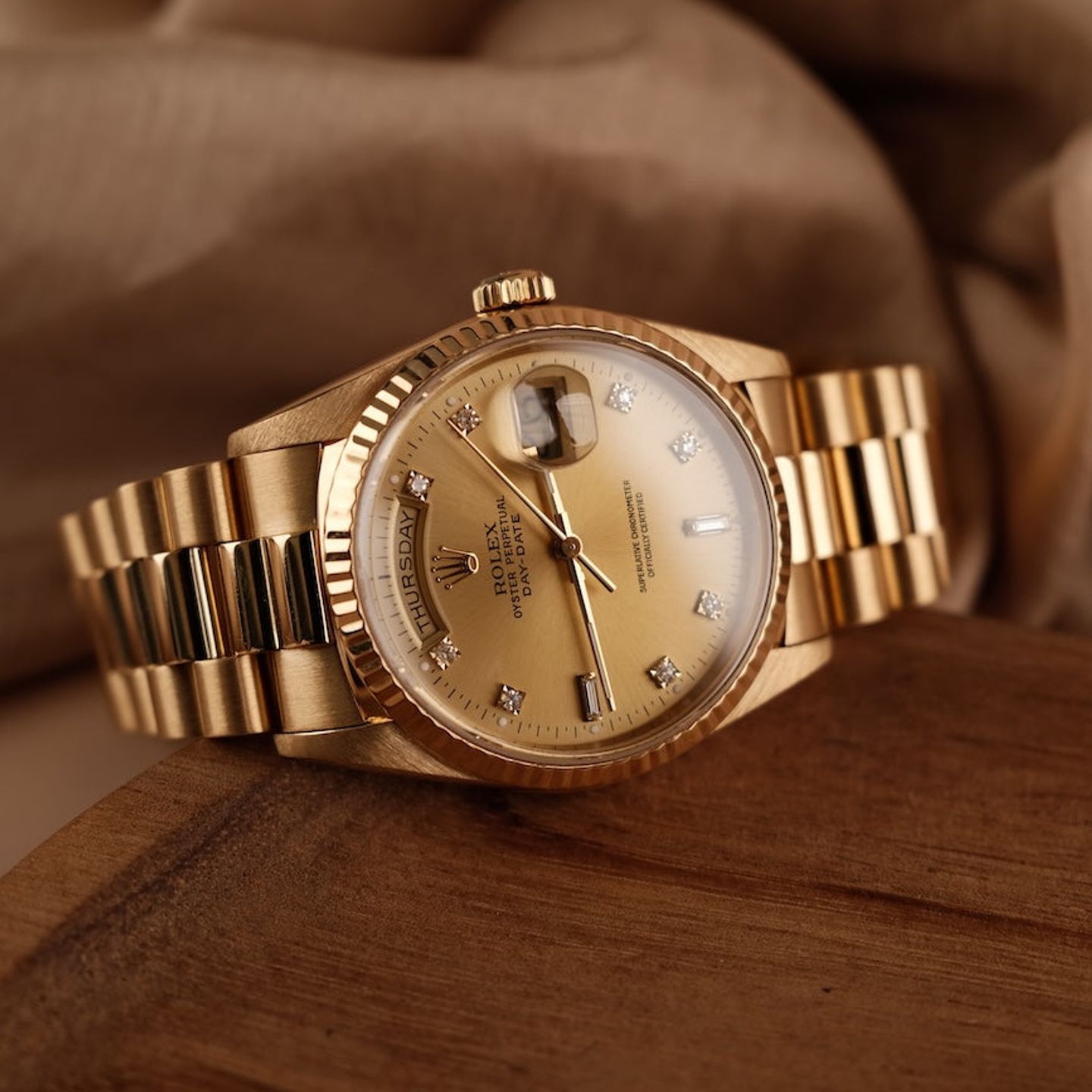 Rolex Day-Date 36 18238 (1988) - Champagne dial 36 mm Yellow Gold case (8/8)