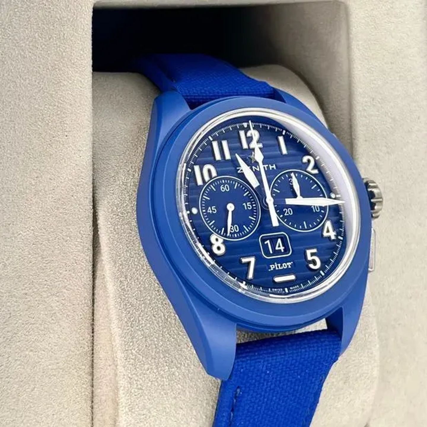 Zenith Pilot 49.4002.3652/51.I009 - (4/6)